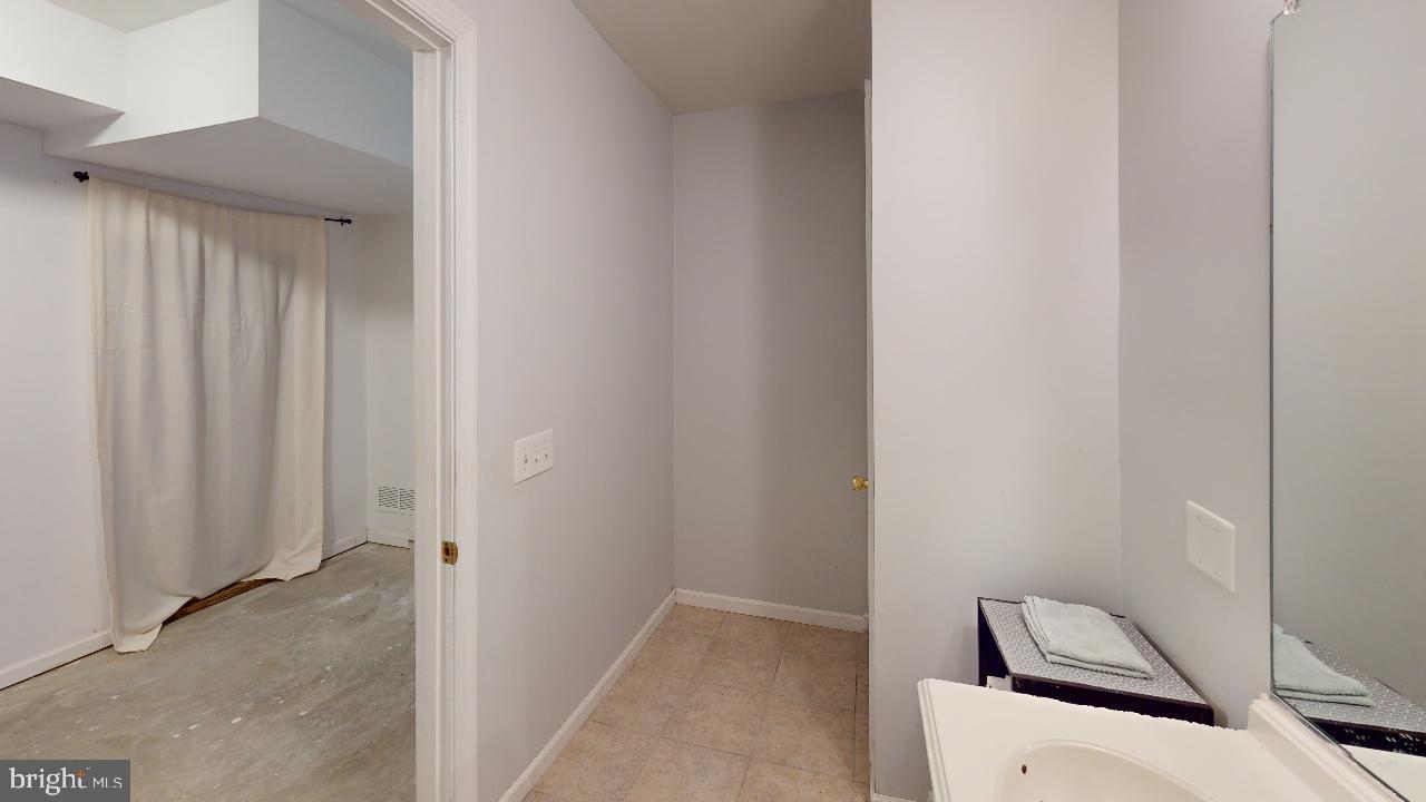 DUNMORE RIDGE - Residential