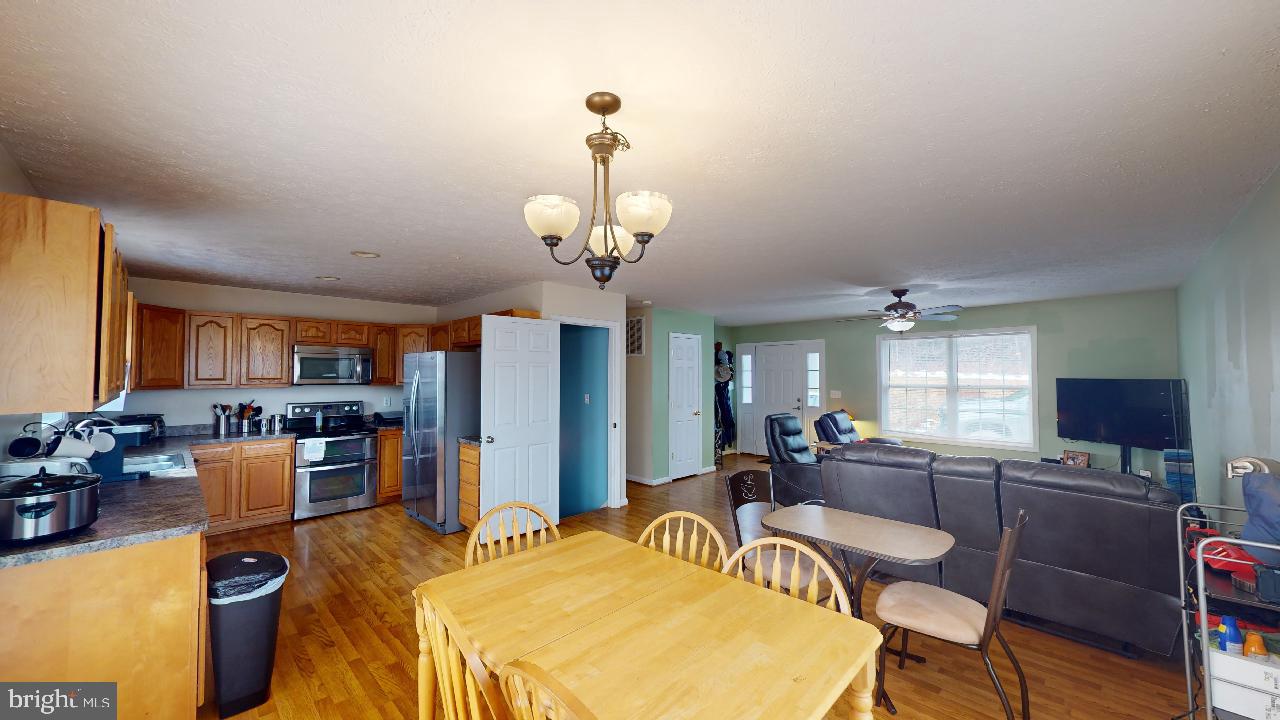 DUNMORE RIDGE - Residential