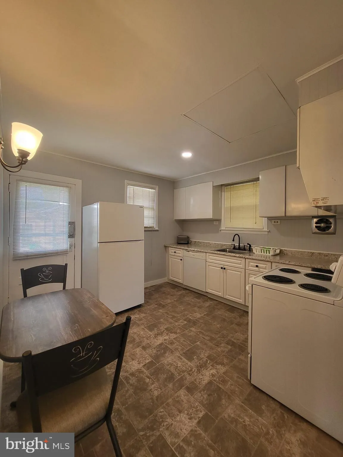 Reading, Pennsylvania 19607, United States, 2 Bedrooms Bedrooms, ,1 BathroomBathrooms,Residential,Active,180482