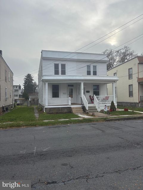 2721 BANKS STREET HARRISBURG PA 17103