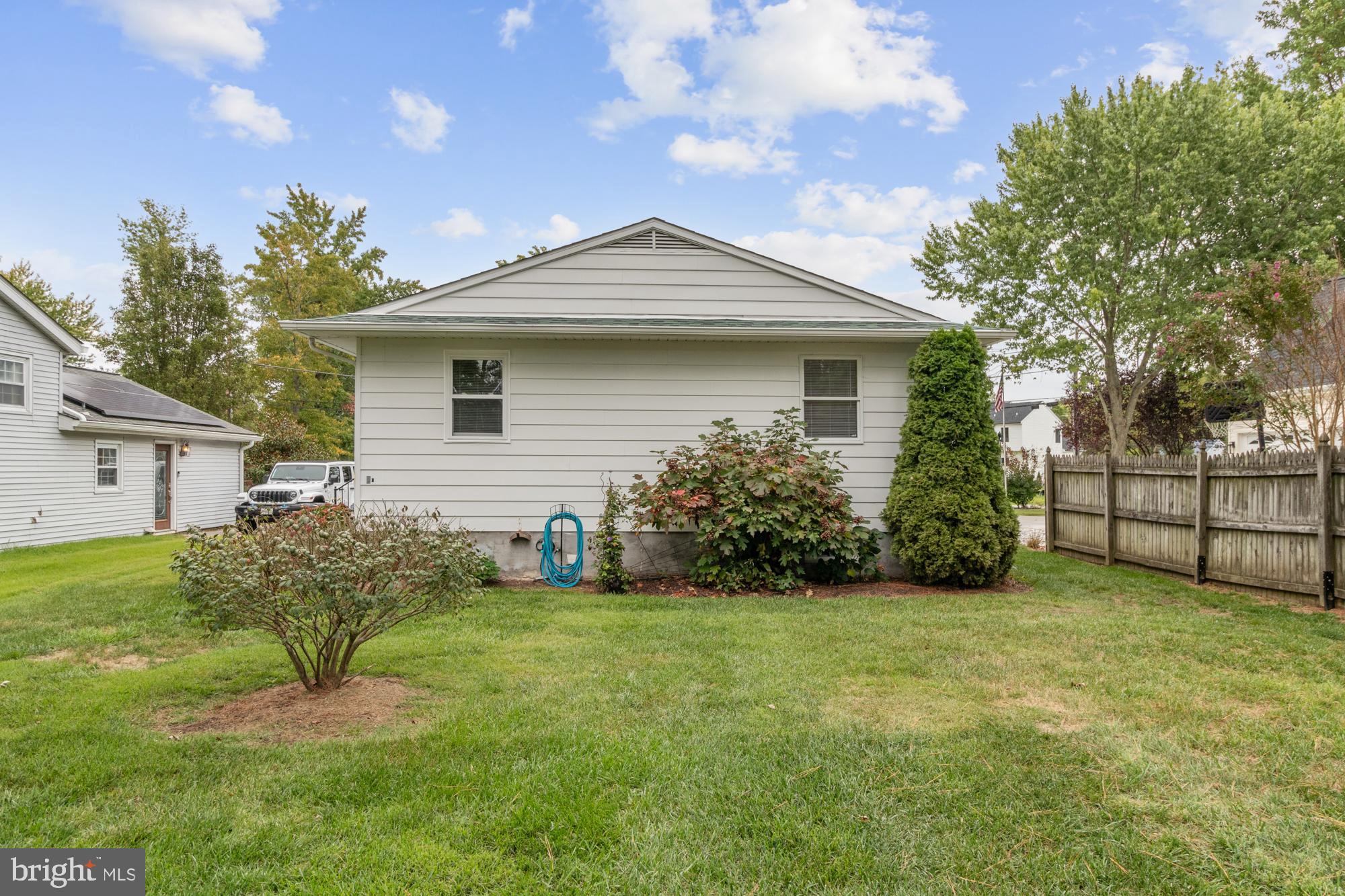 OLIVER BEACH - Residential