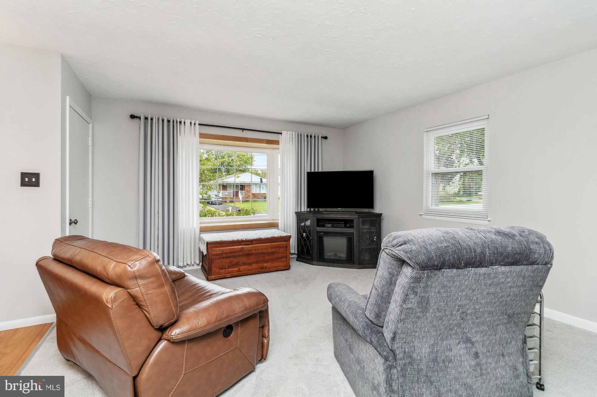 OLIVER BEACH - Residential