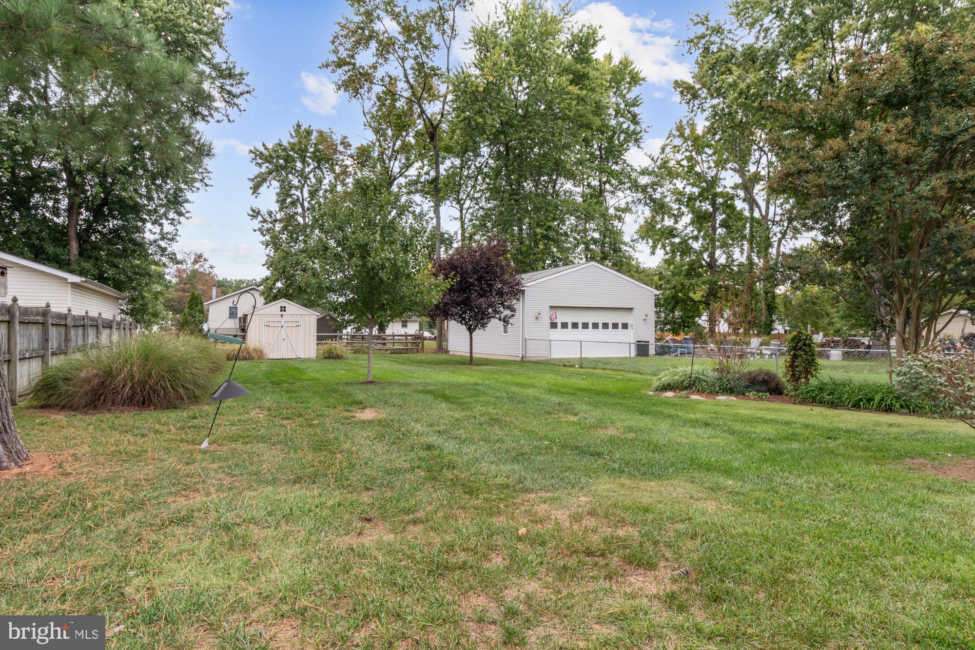 OLIVER BEACH - Residential