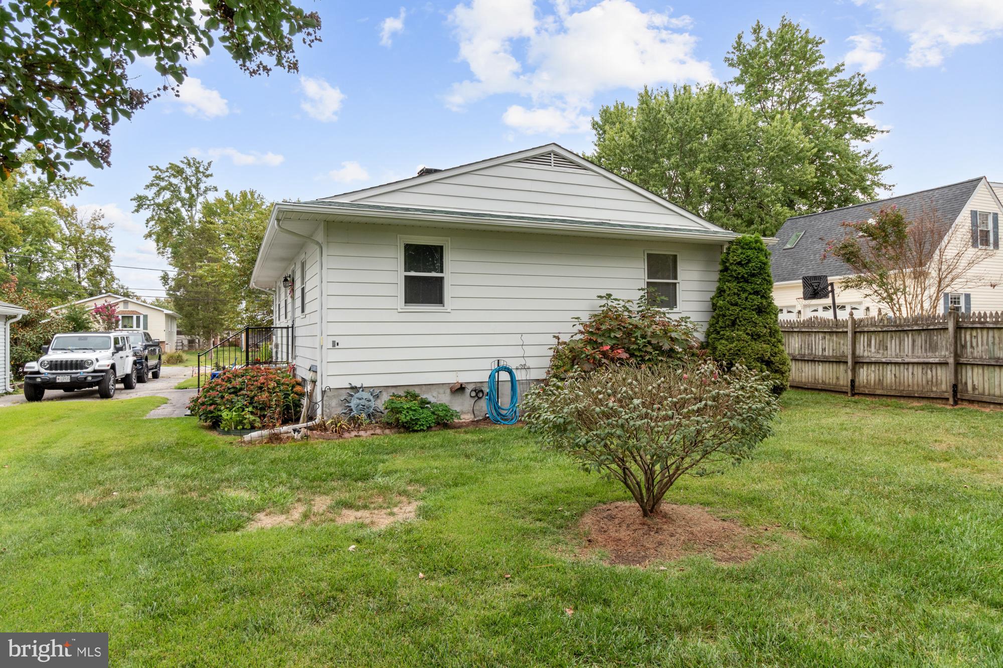 OLIVER BEACH - Residential