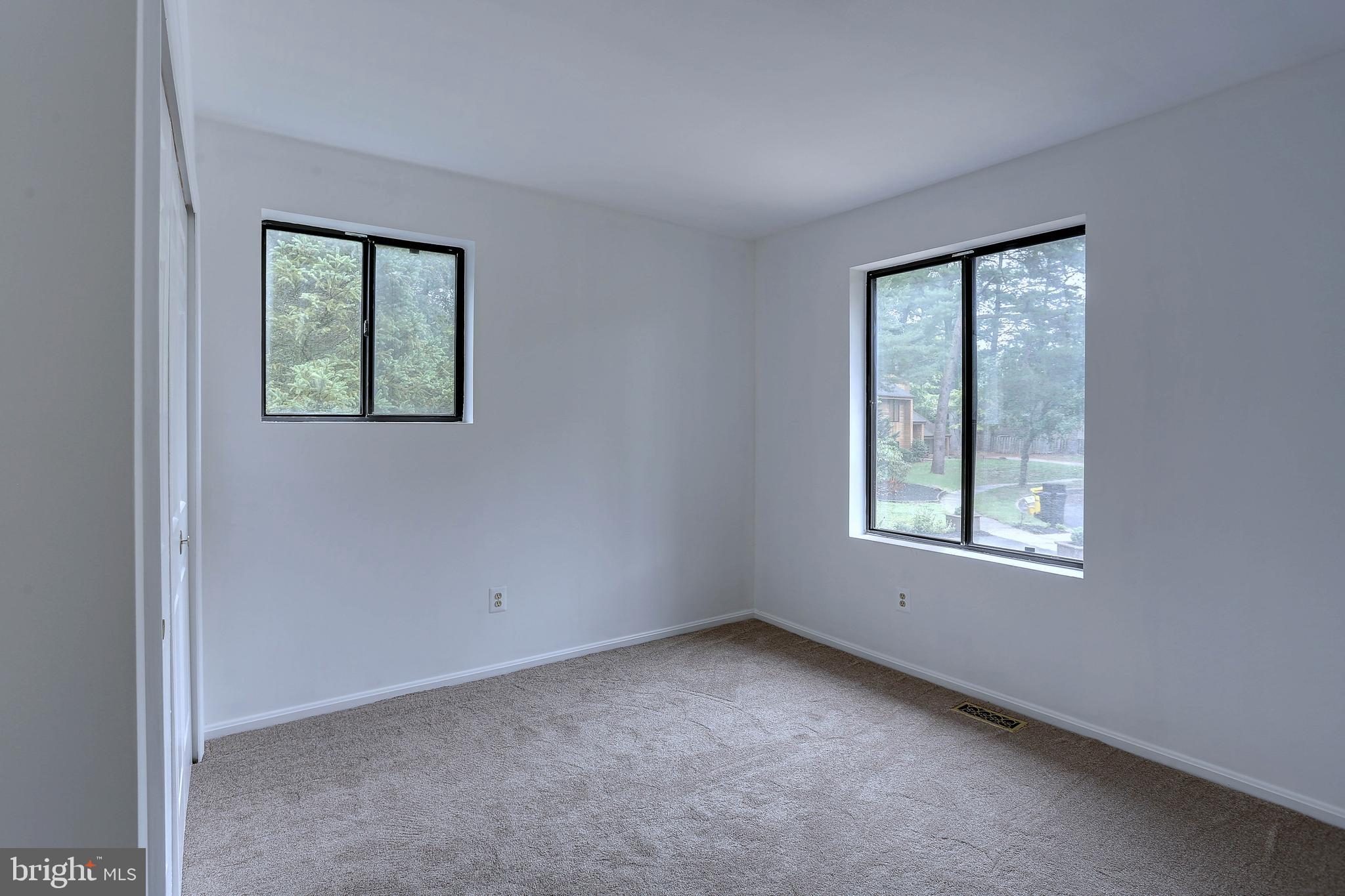 LOCHWOOD - Residential