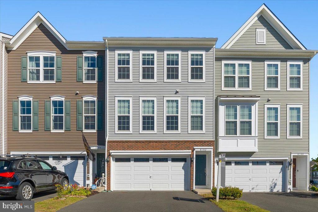 Photo of 8182 Broad Place, MANASSAS, VA 20110 (MLS # VAPW2106284)