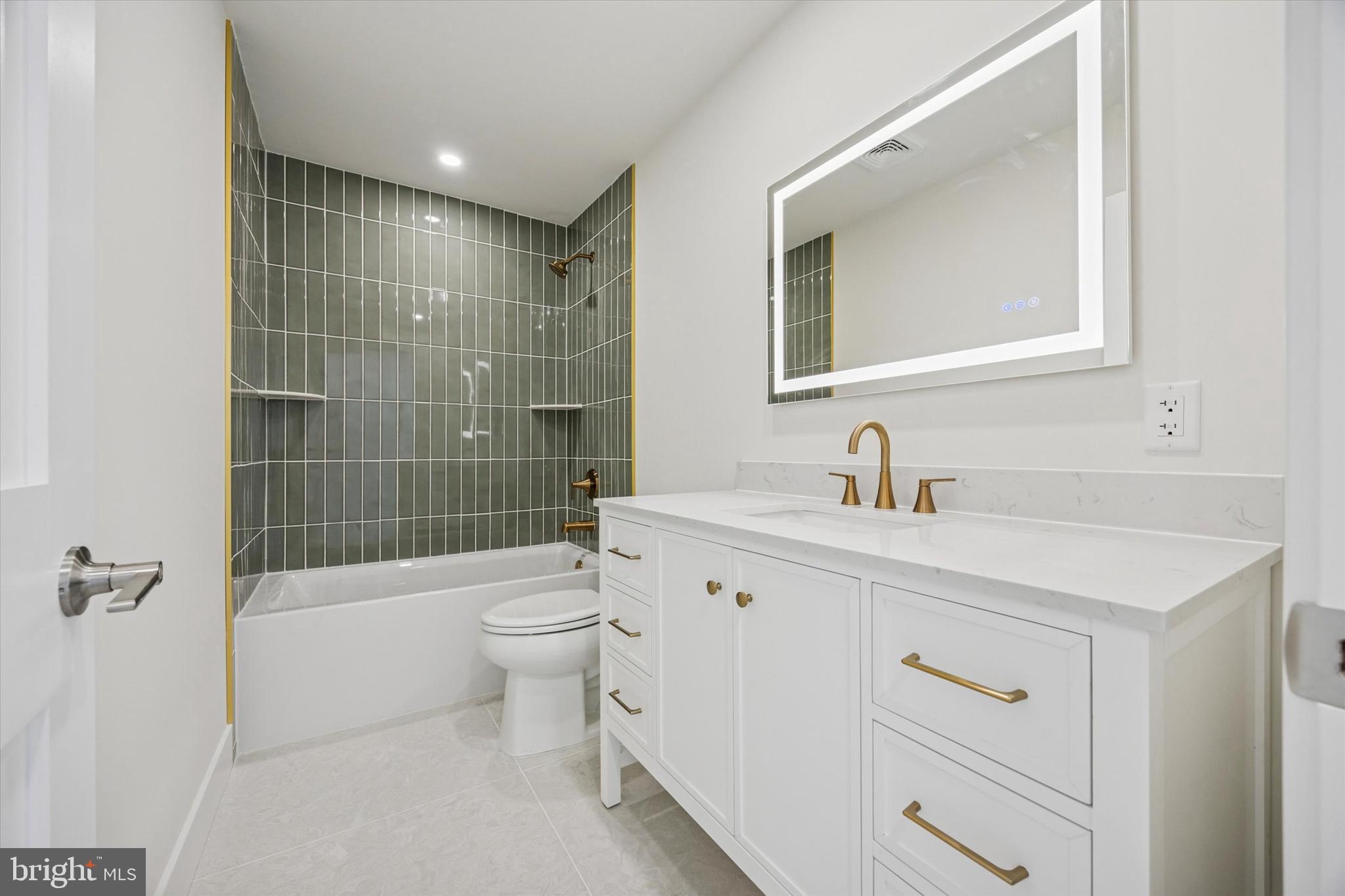 CONSHOHOCKEN - Residential