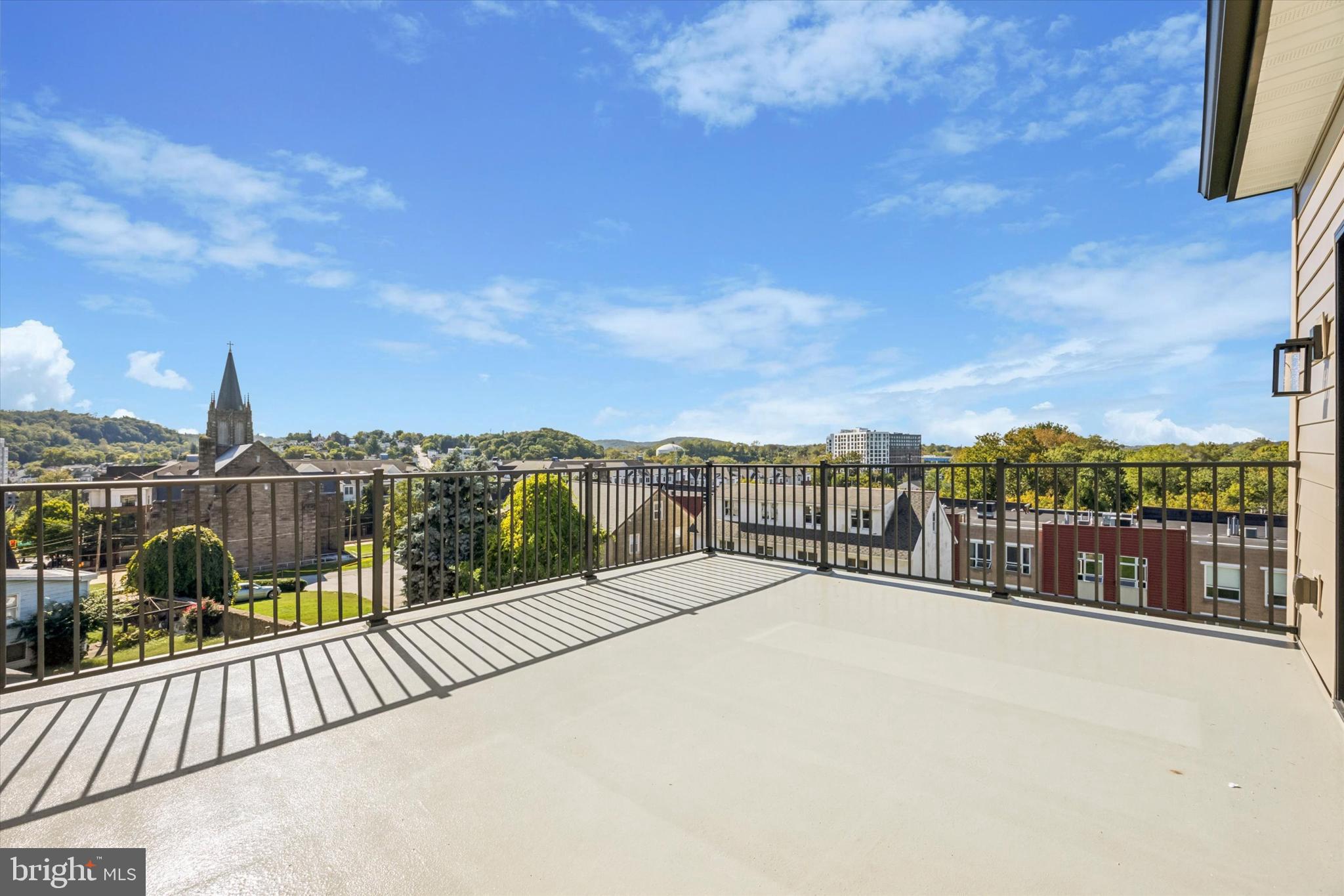 CONSHOHOCKEN - Residential