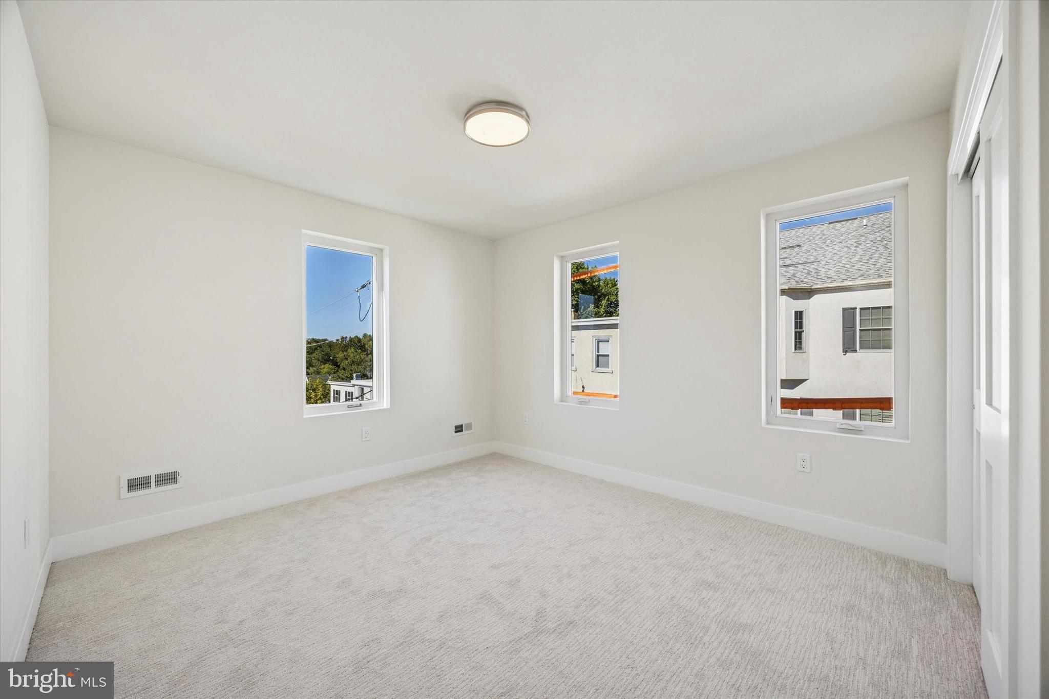 CONSHOHOCKEN - Residential