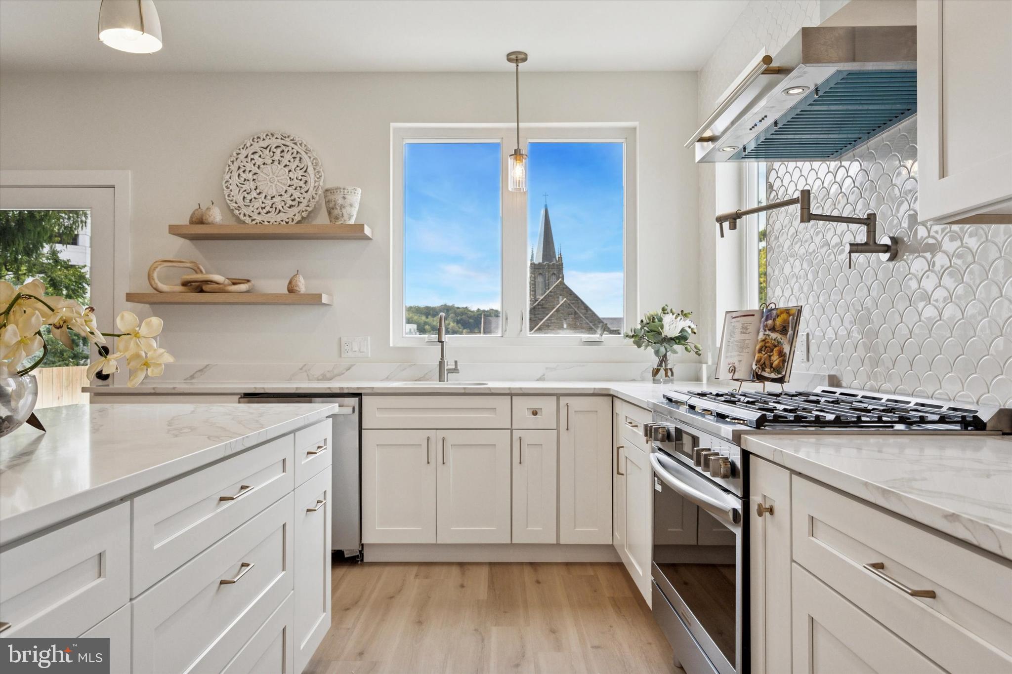 CONSHOHOCKEN - Residential