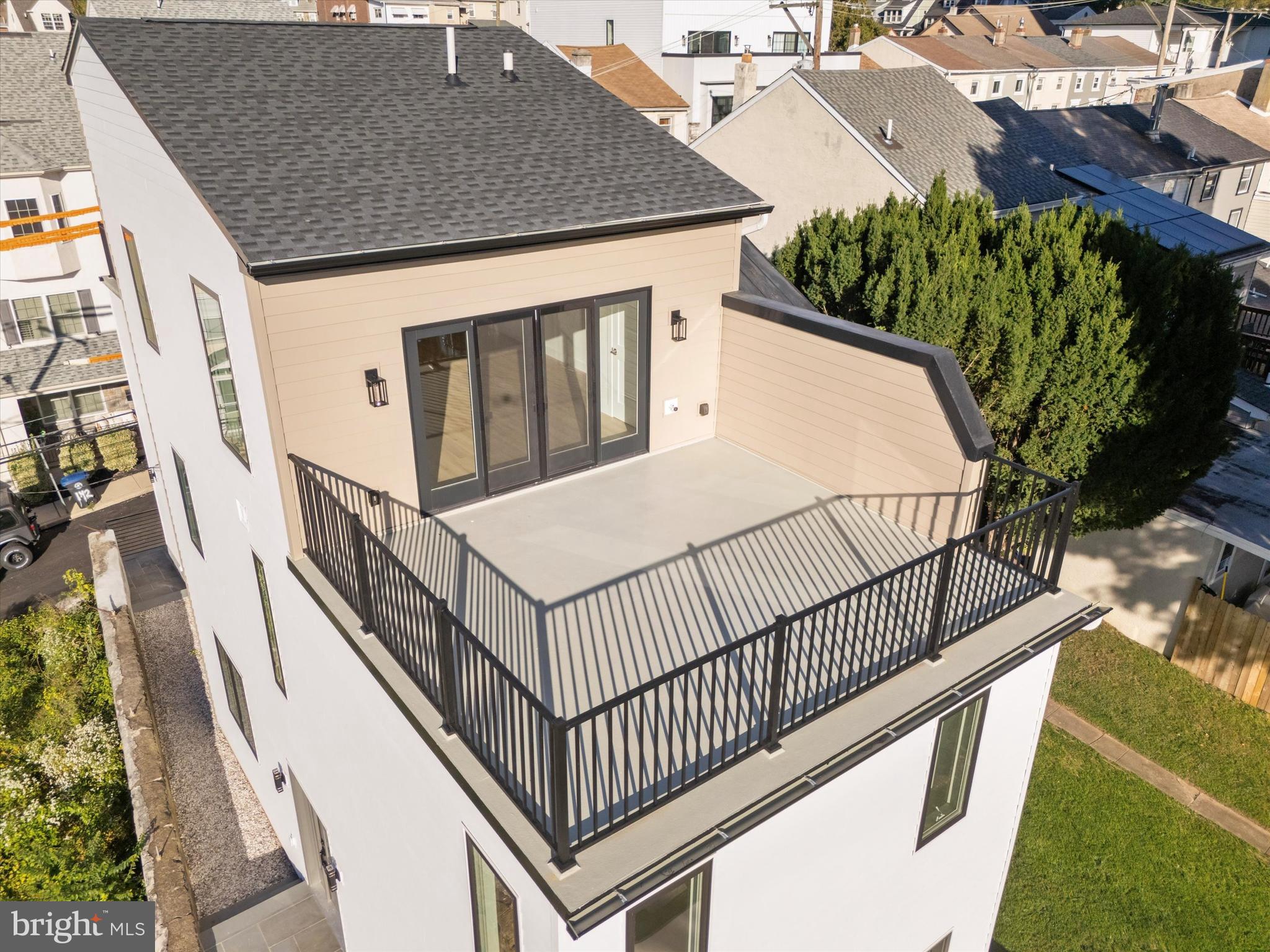 CONSHOHOCKEN - Residential