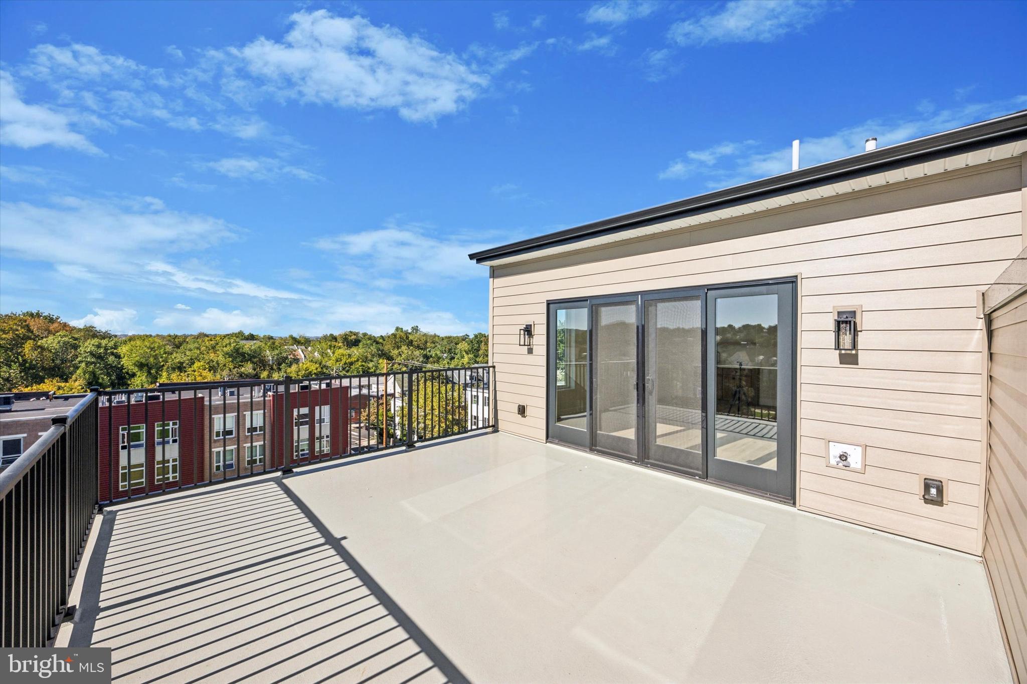 CONSHOHOCKEN - Residential