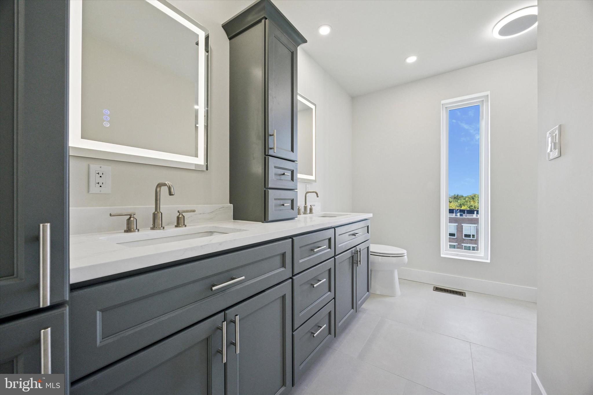 CONSHOHOCKEN - Residential