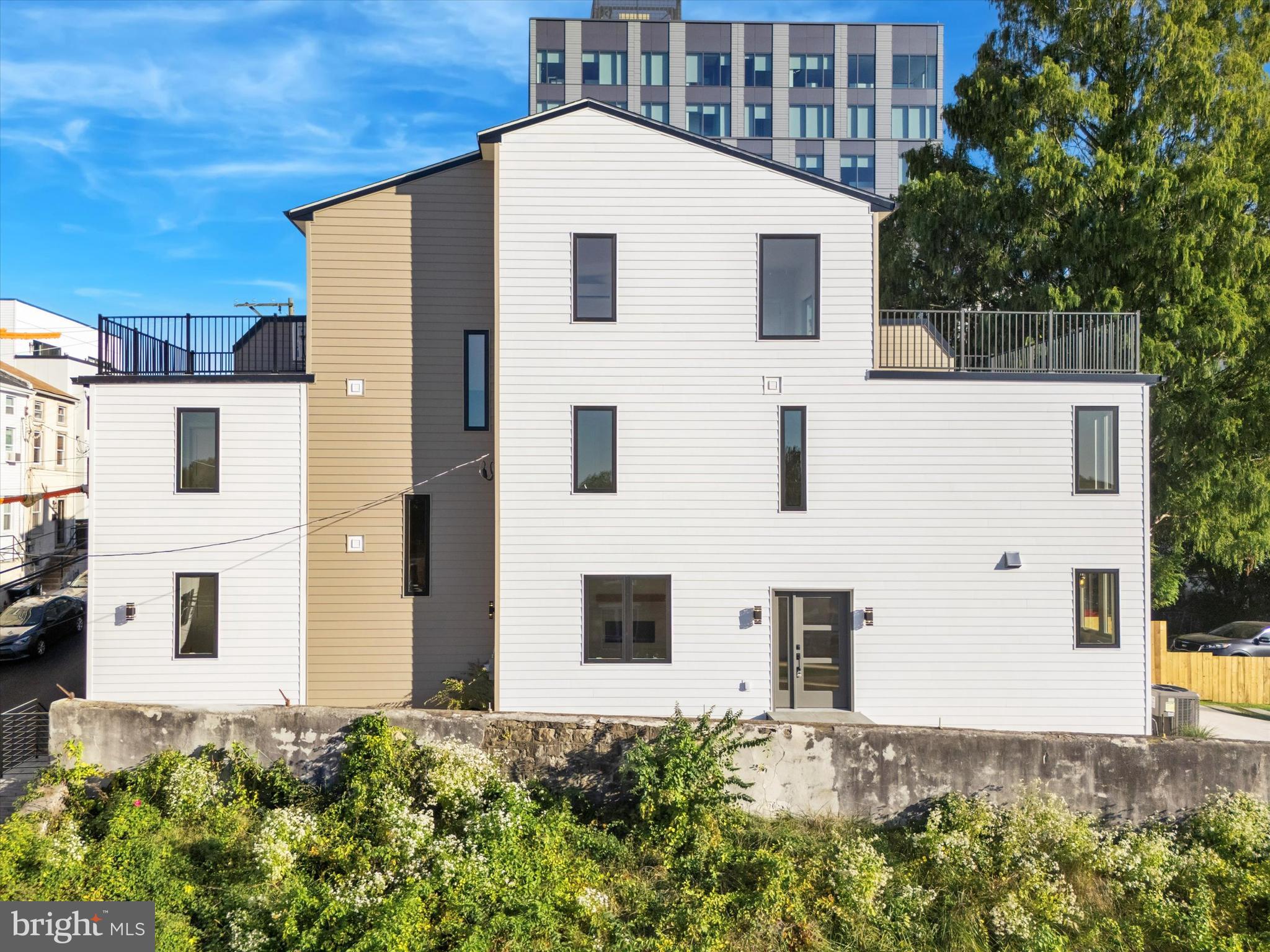 CONSHOHOCKEN - Residential