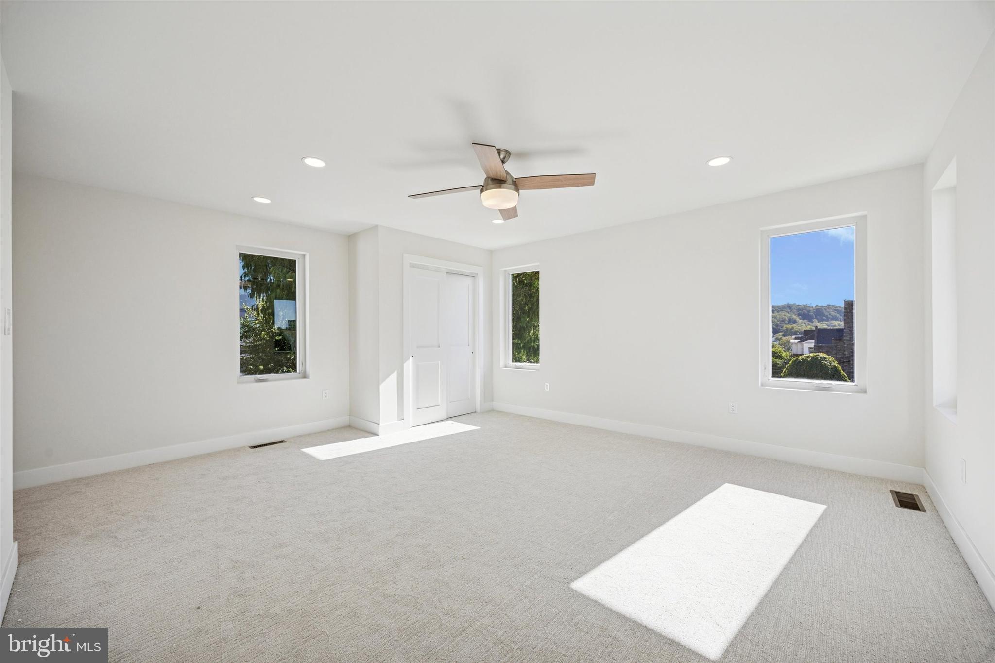 CONSHOHOCKEN - Residential