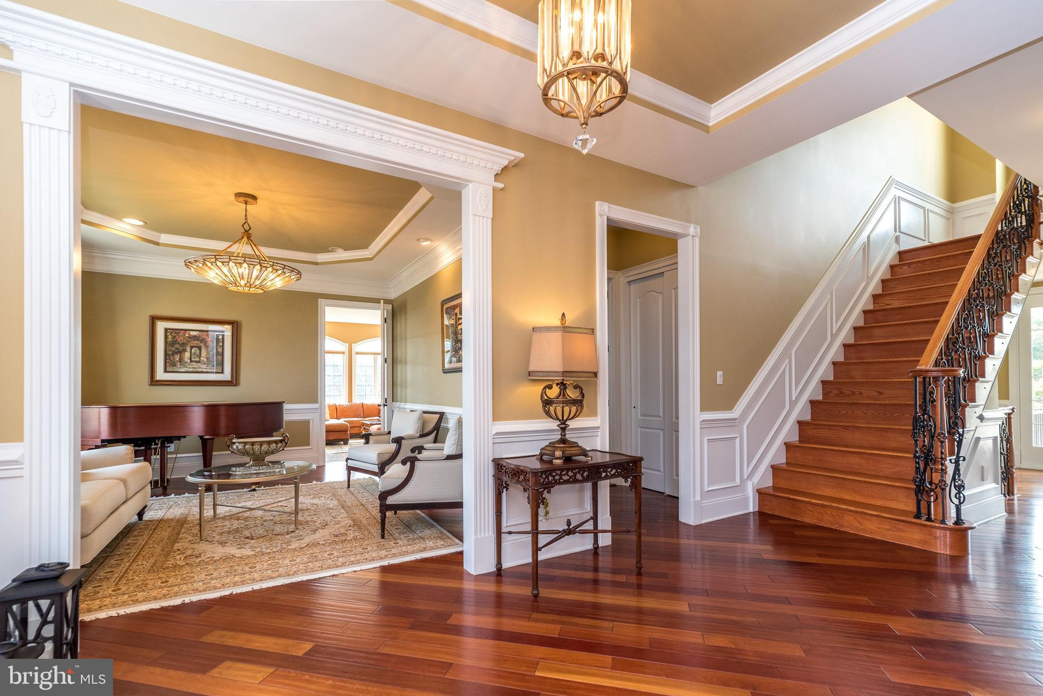 DUTCHESS FARM ESTS - Residential