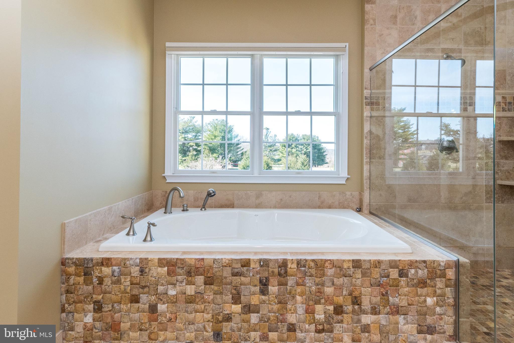 DUTCHESS FARM ESTS - Residential