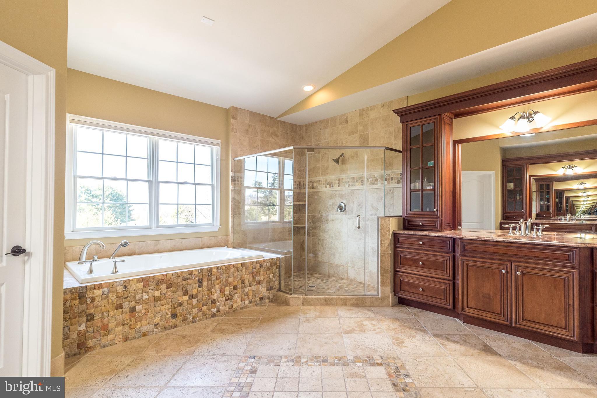 DUTCHESS FARM ESTS - Residential