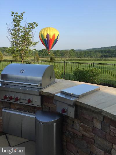 DUTCHESS FARM ESTS - Residential