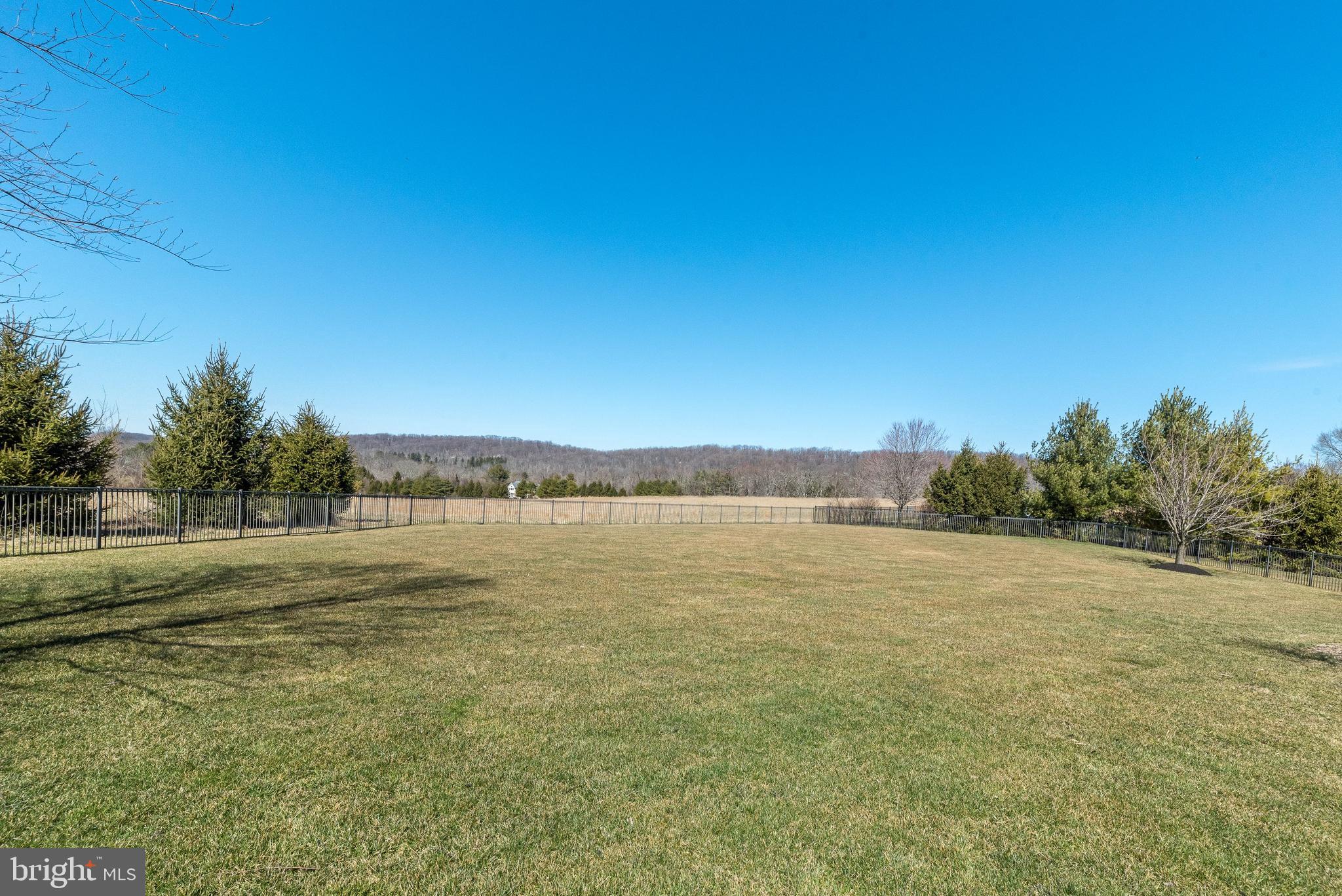 DUTCHESS FARM ESTS - Residential