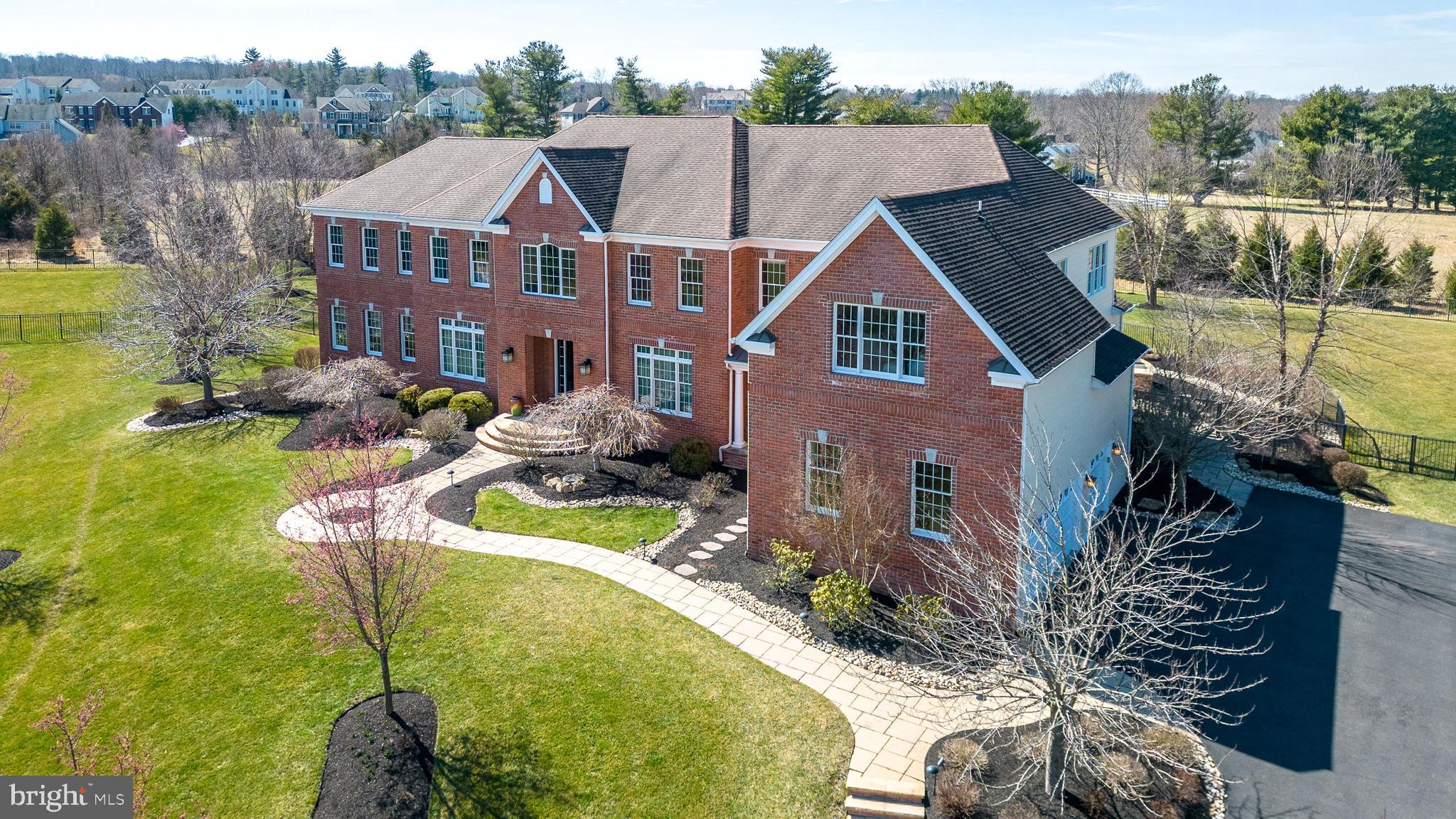 DUTCHESS FARM ESTS - Residential