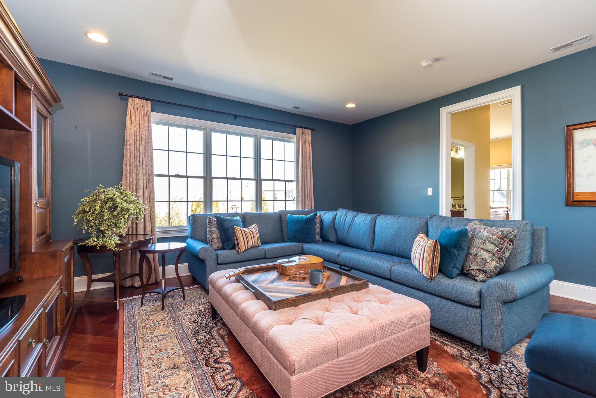 DUTCHESS FARM ESTS - Residential