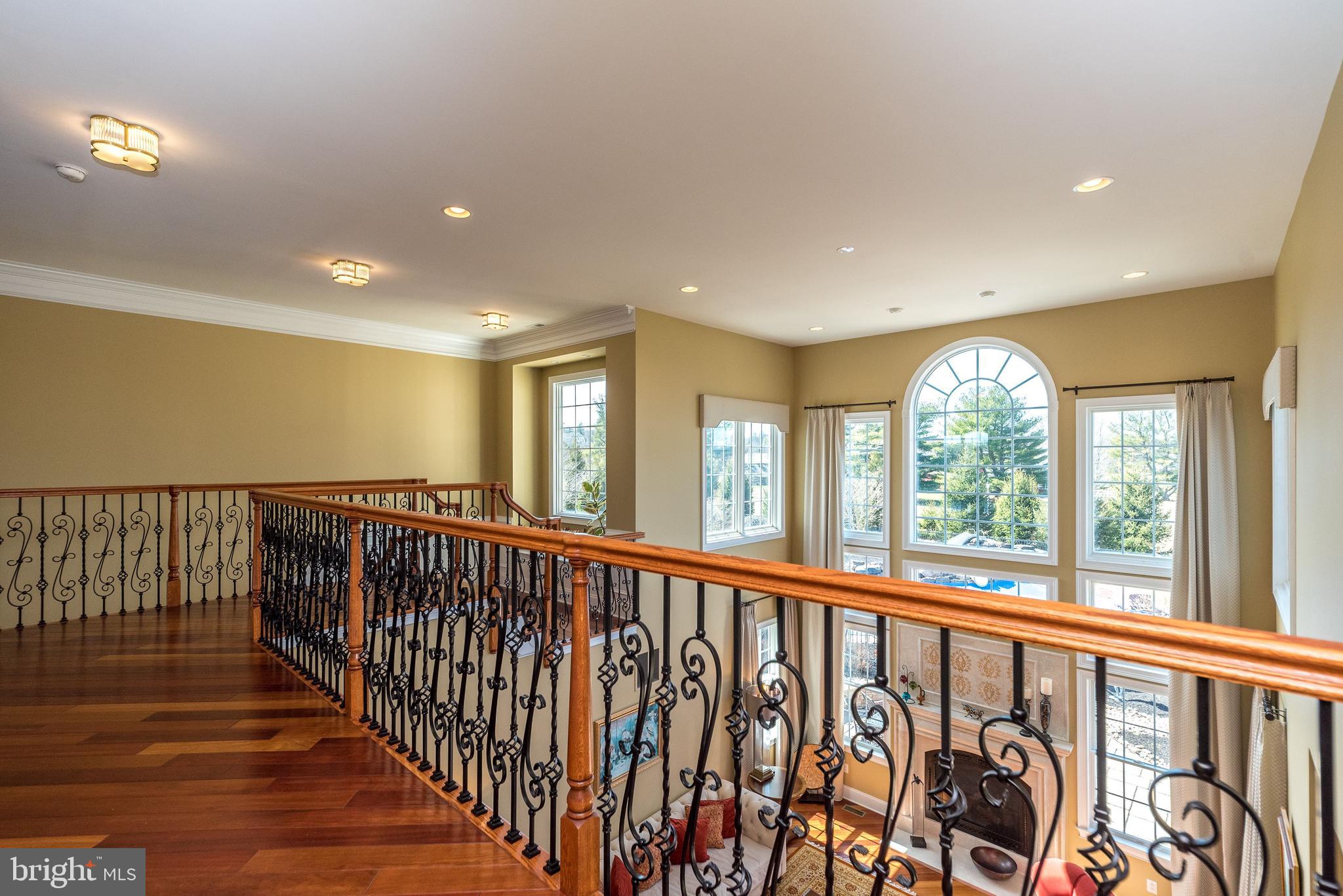 DUTCHESS FARM ESTS - Residential