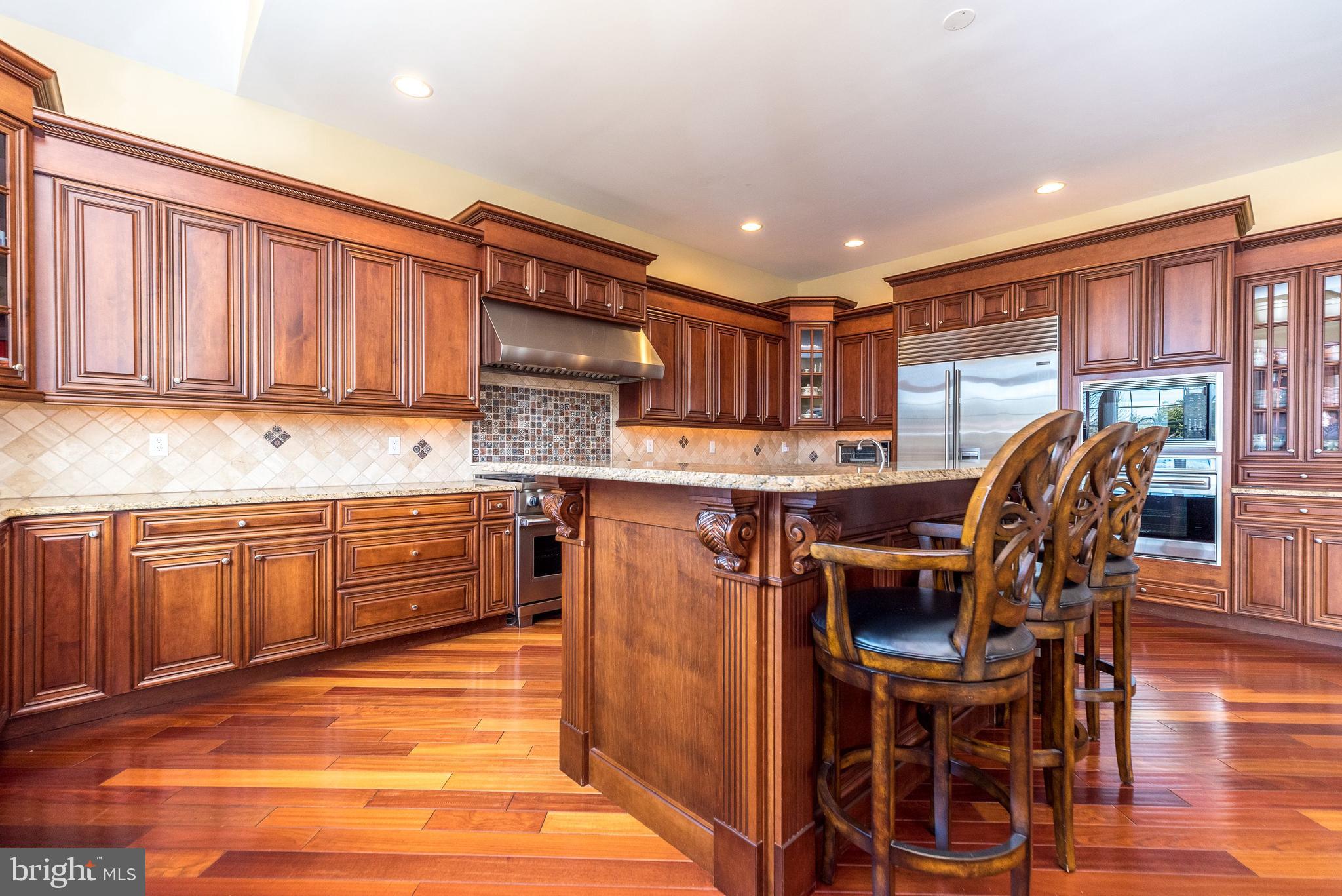 DUTCHESS FARM ESTS - Residential