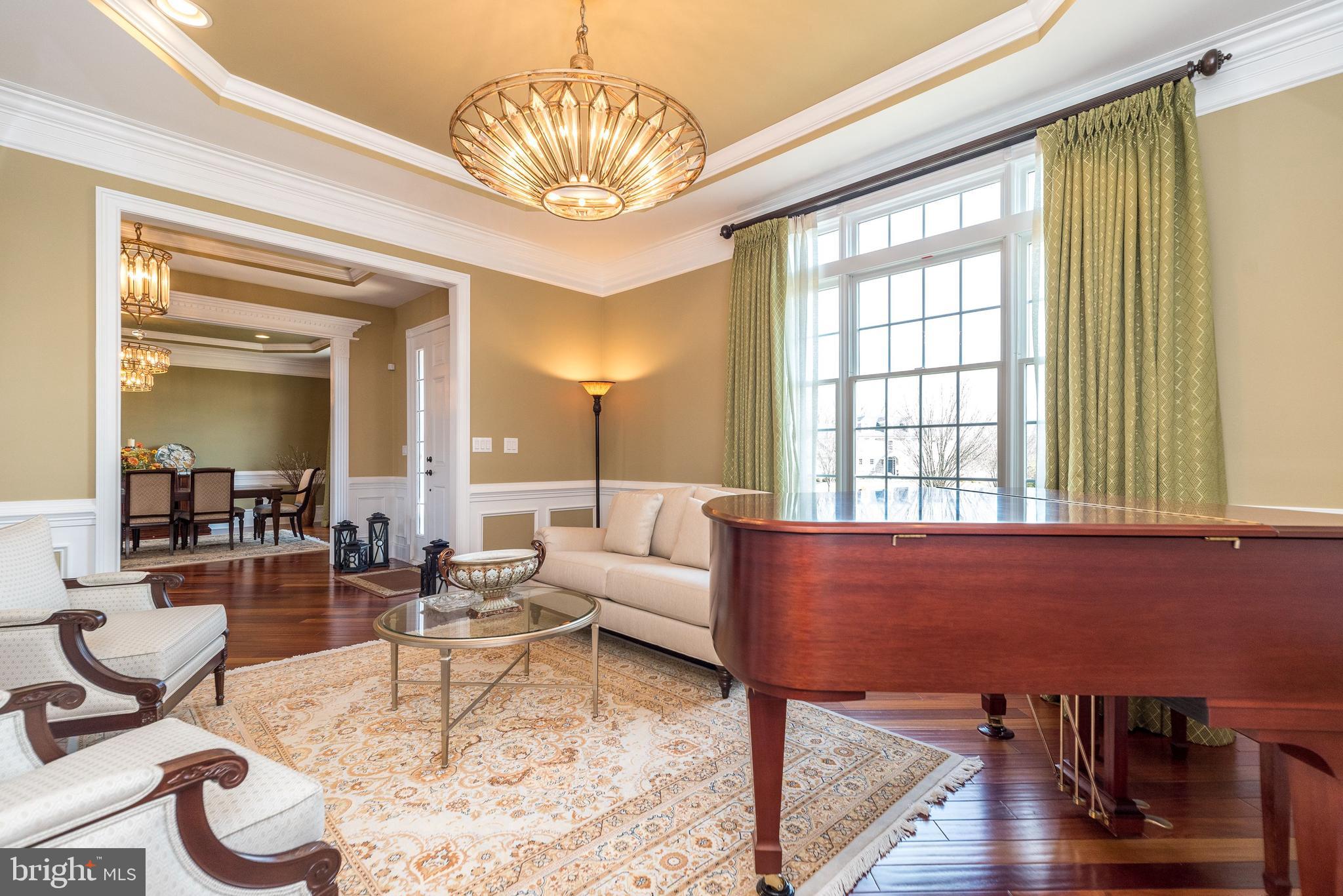 DUTCHESS FARM ESTS - Residential