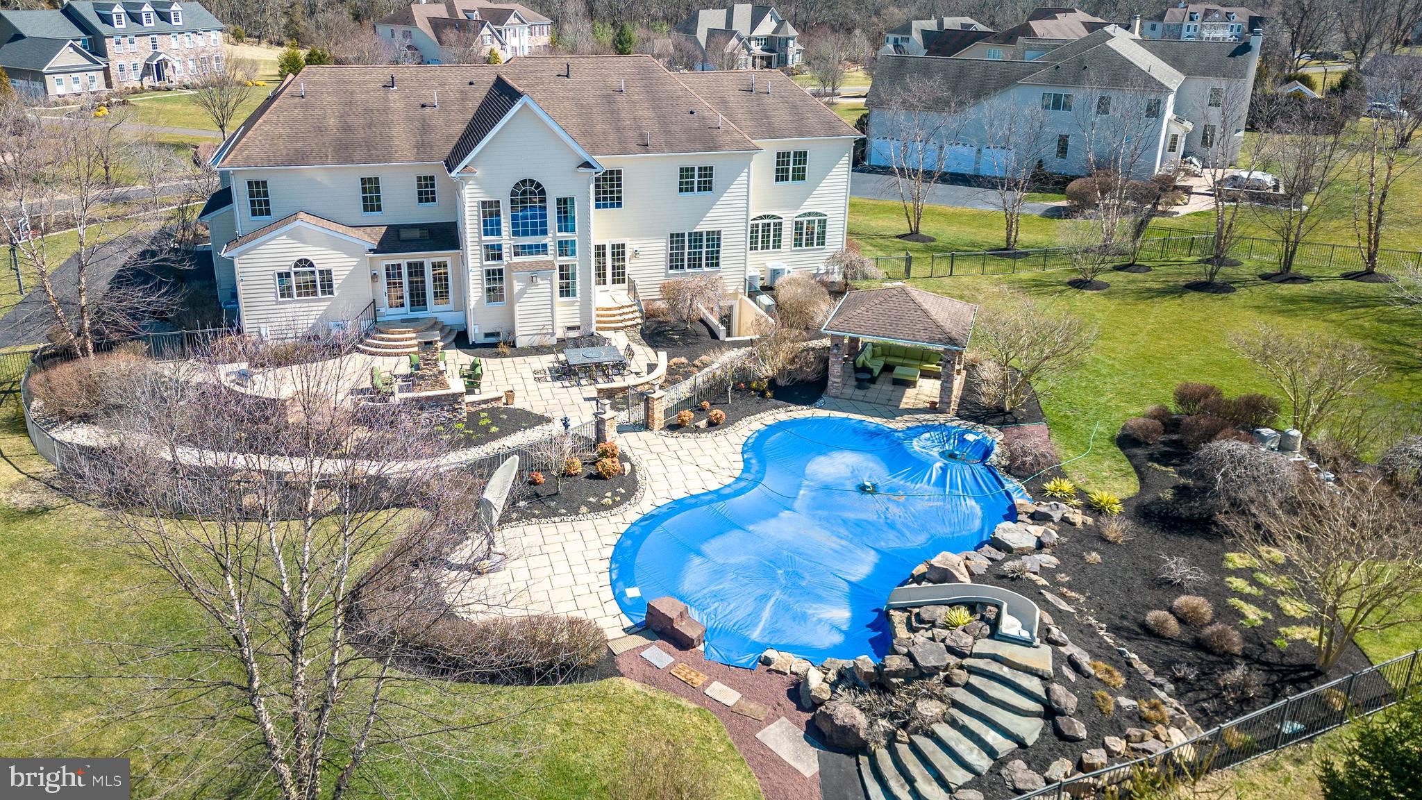 DUTCHESS FARM ESTS - Residential