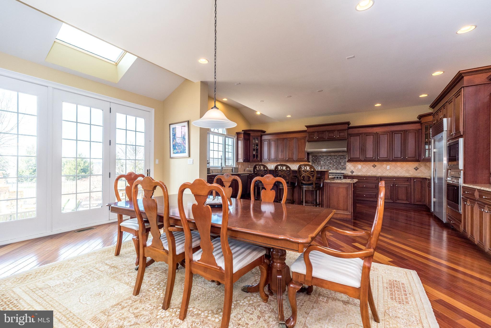 DUTCHESS FARM ESTS - Residential