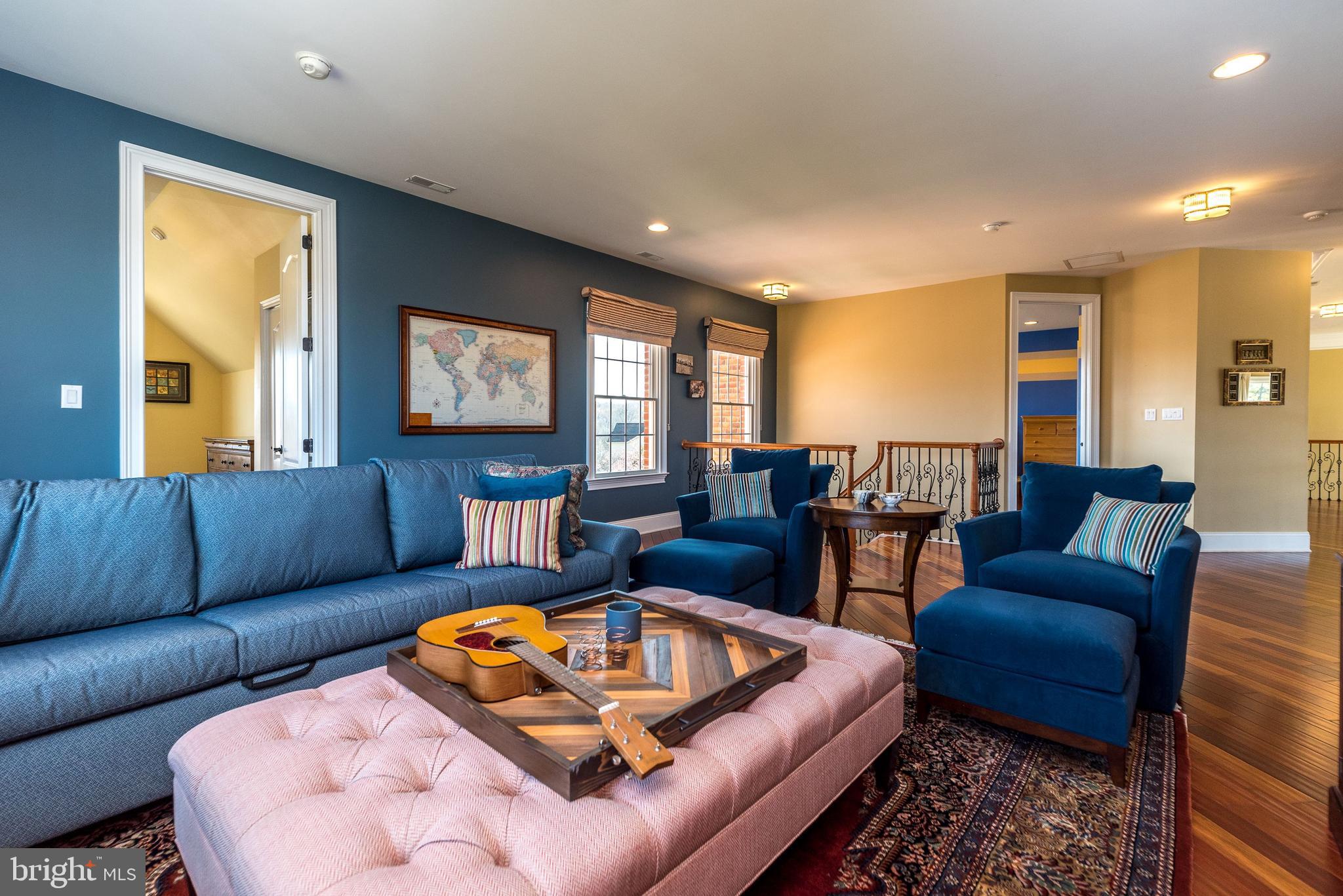 DUTCHESS FARM ESTS - Residential