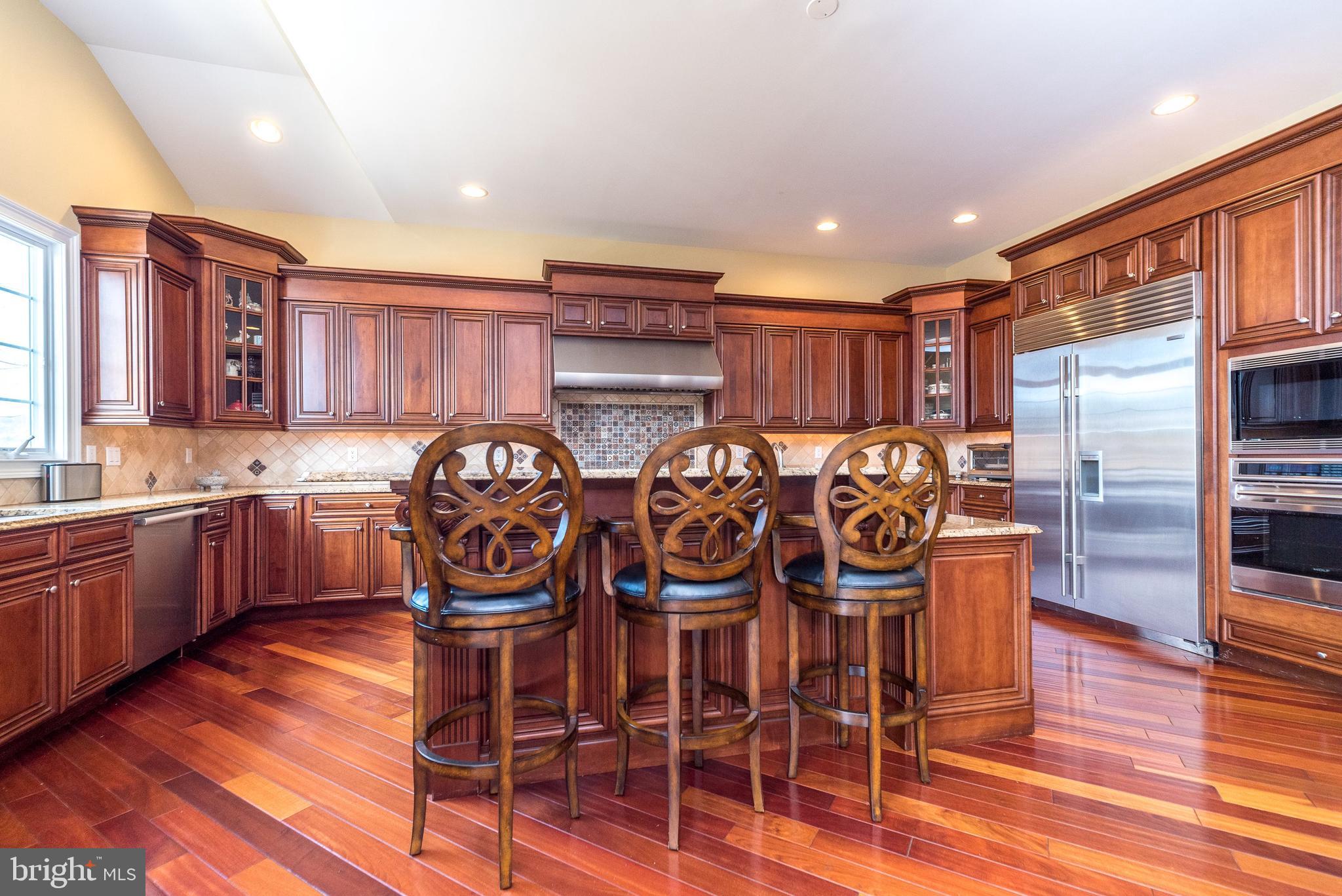 DUTCHESS FARM ESTS - Residential