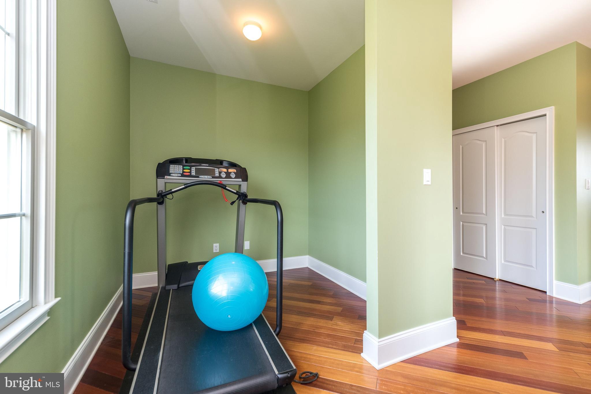 DUTCHESS FARM ESTS - Residential