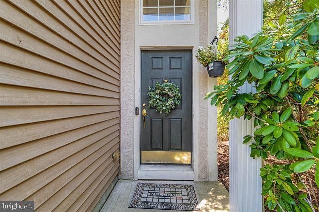 684 JUPITER HILLS LANE