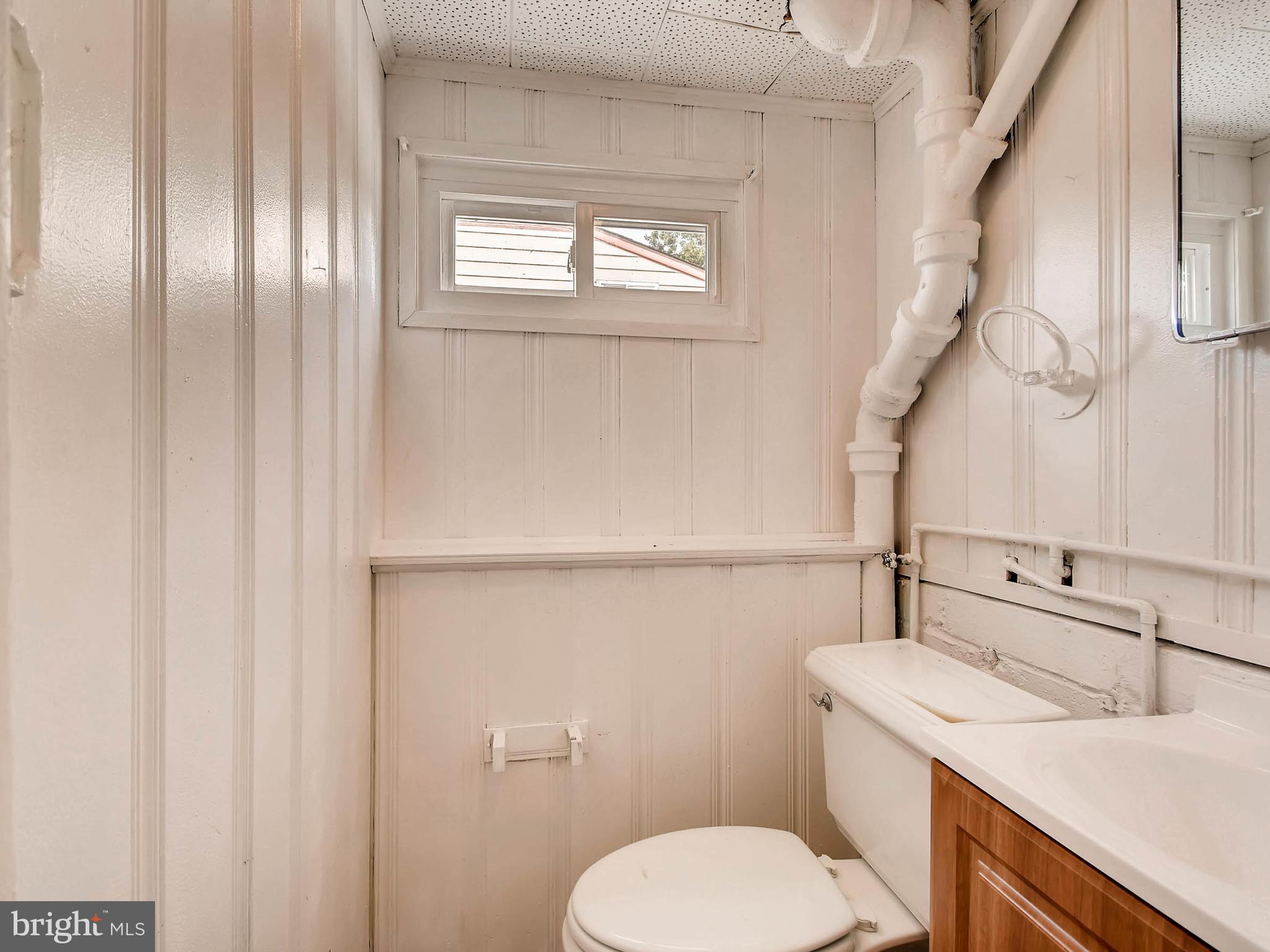 WINDSOR FARMS - Residential