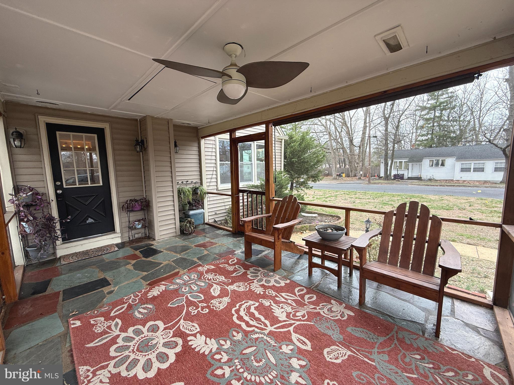 33 E CLEARVIEW AVENUE