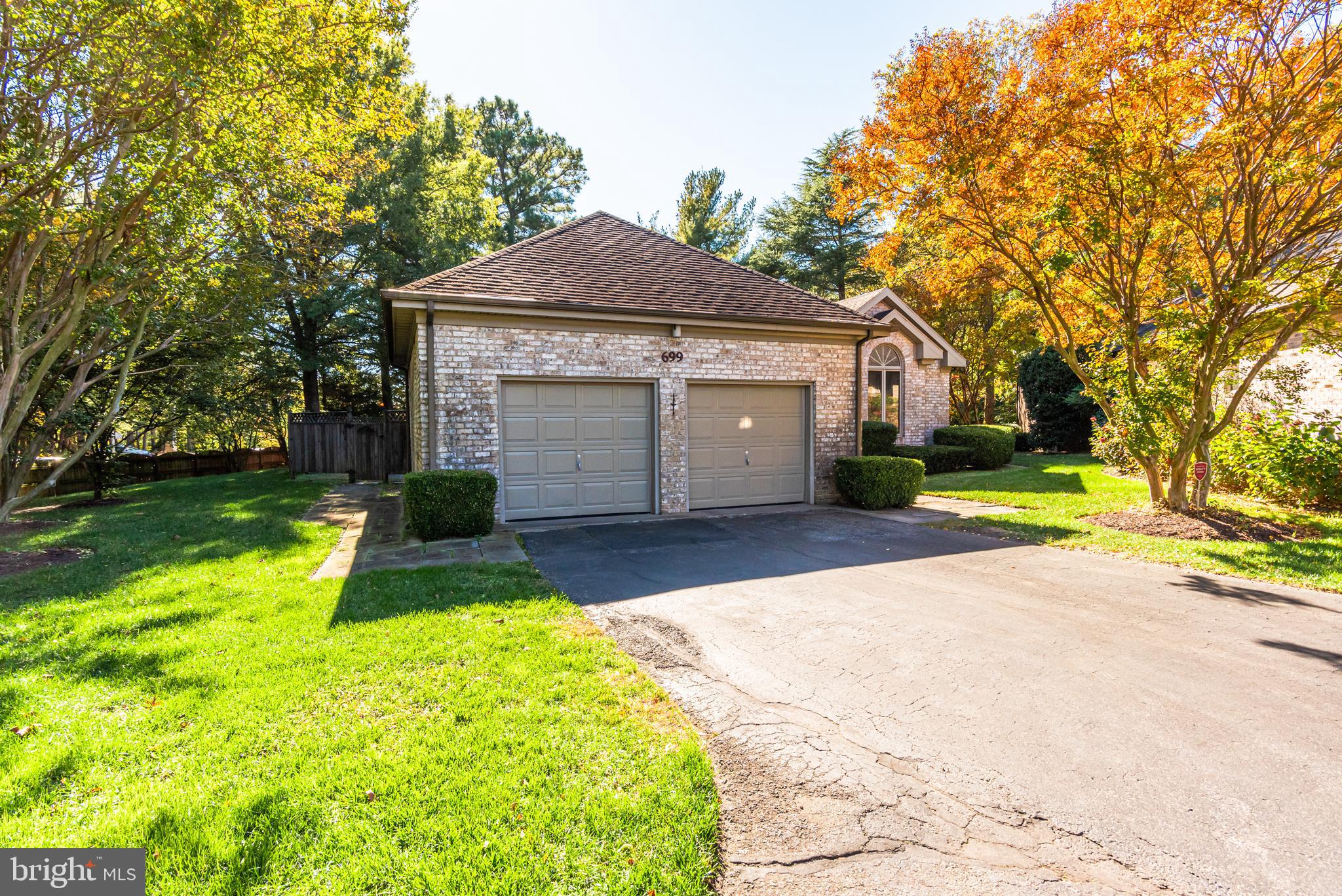 VILLAGE IN THE PARK - Residential