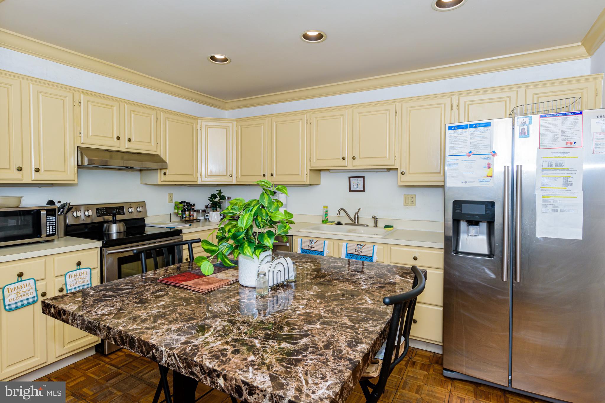 VILLAGE IN THE PARK - Residential