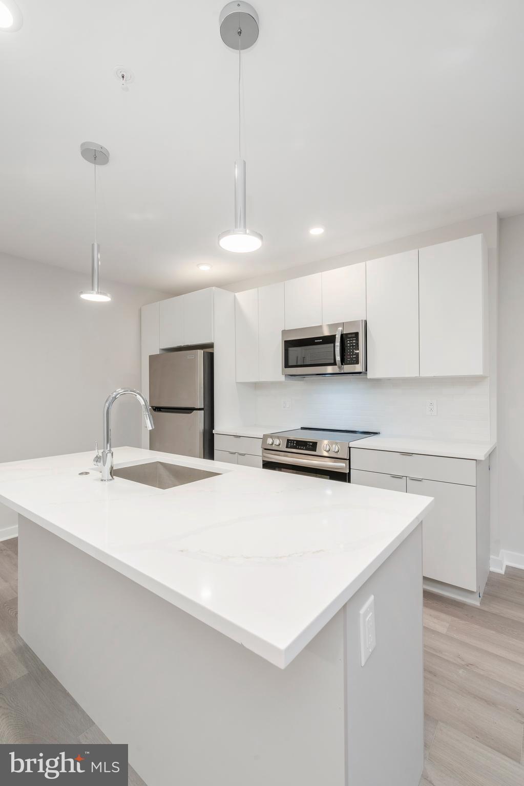 3449 SCOTTS LANE B414