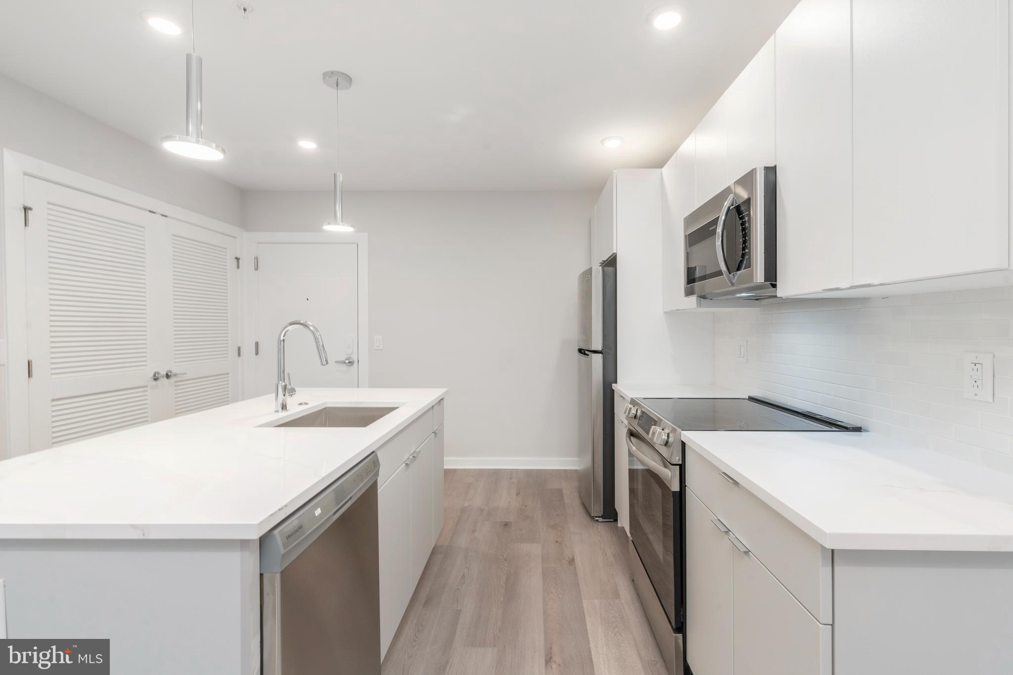 3449 SCOTTS LANE B414