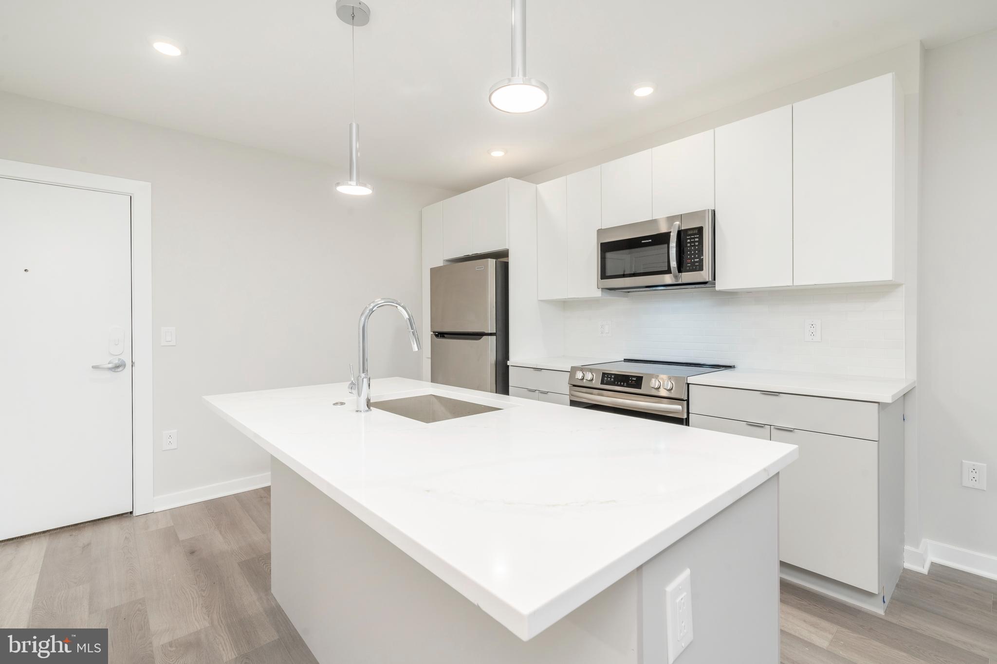 3449 SCOTTS LANE B414