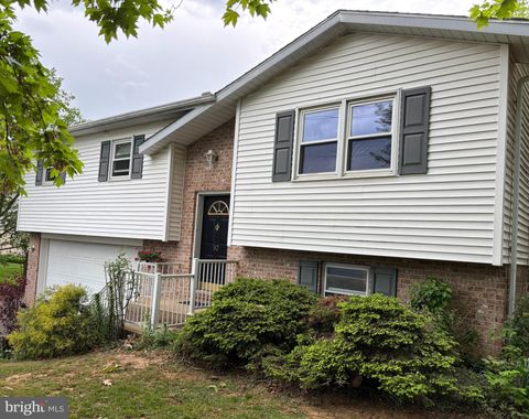 52 GREEN ACRE ROAD LITITZ PA 17543
