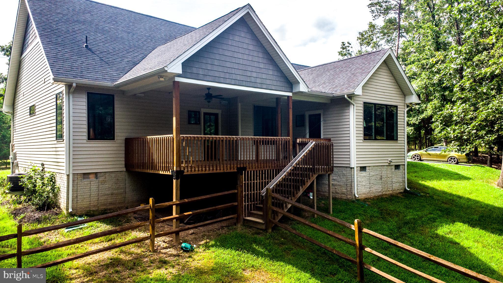 THE WOODS - Residential Lease