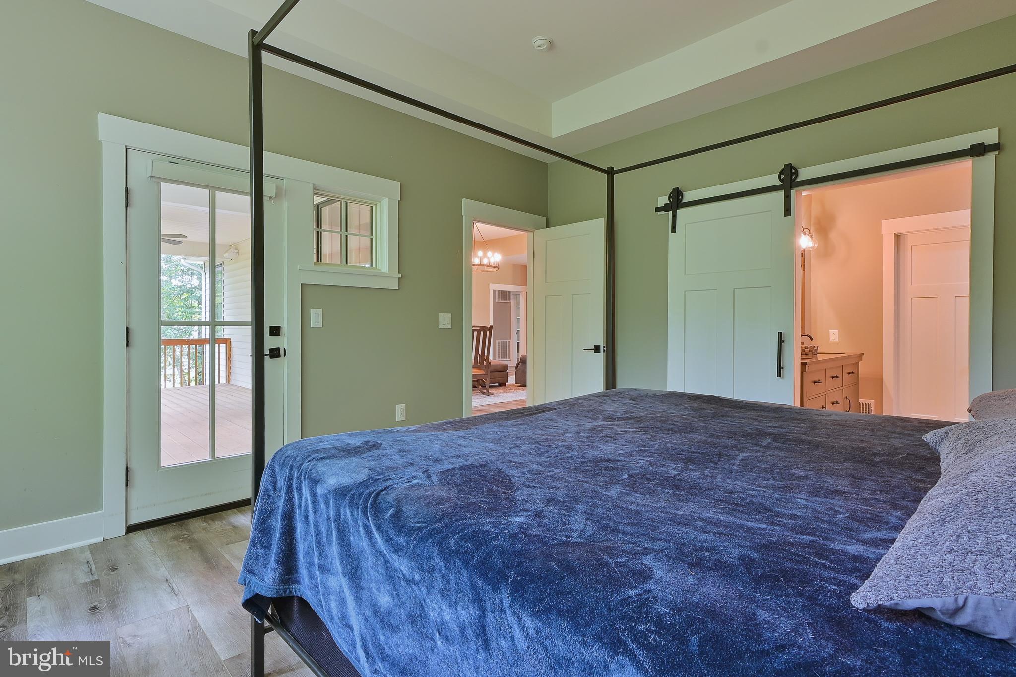 THE WOODS - Residential Lease