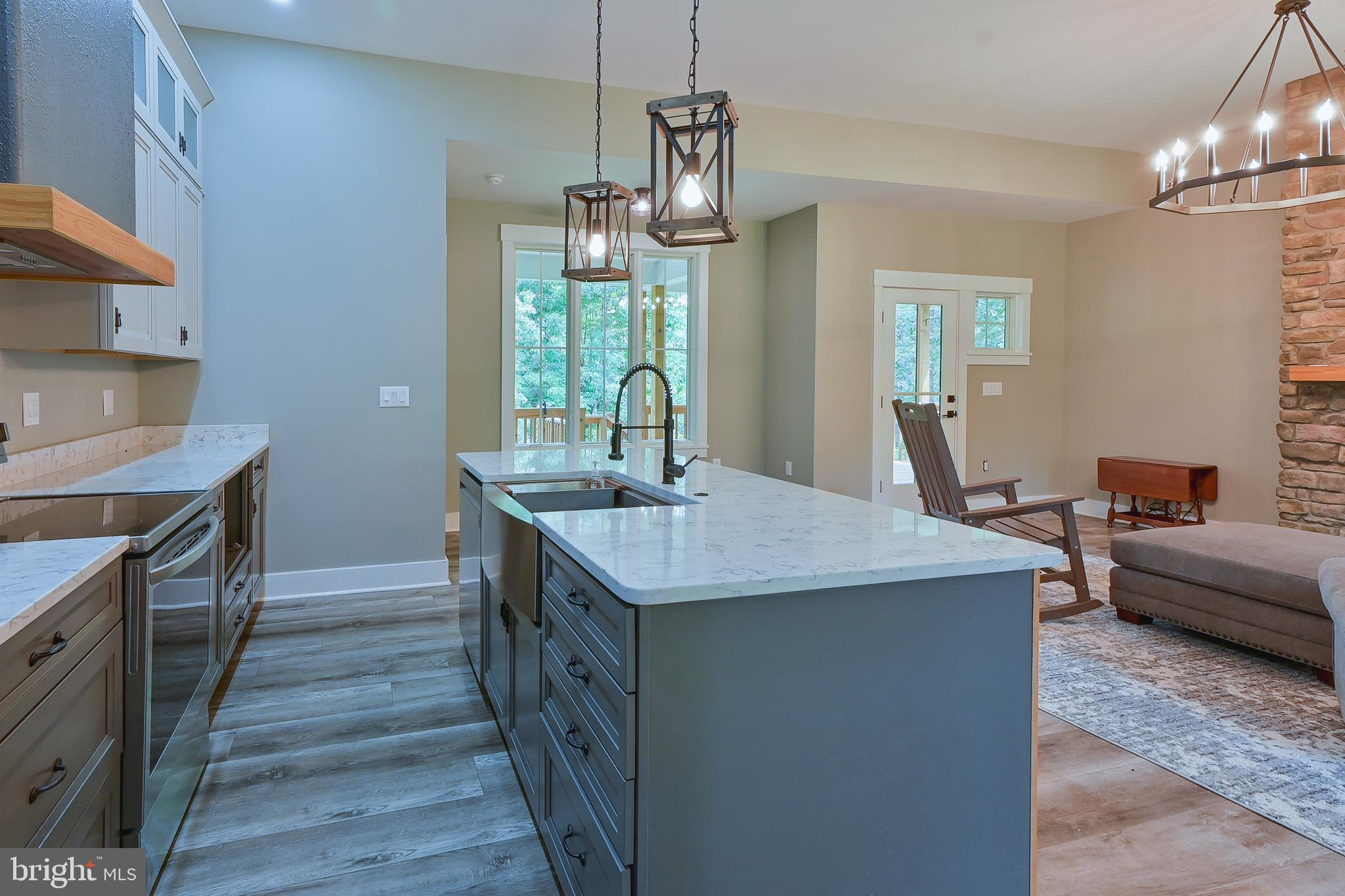 THE WOODS - Residential Lease