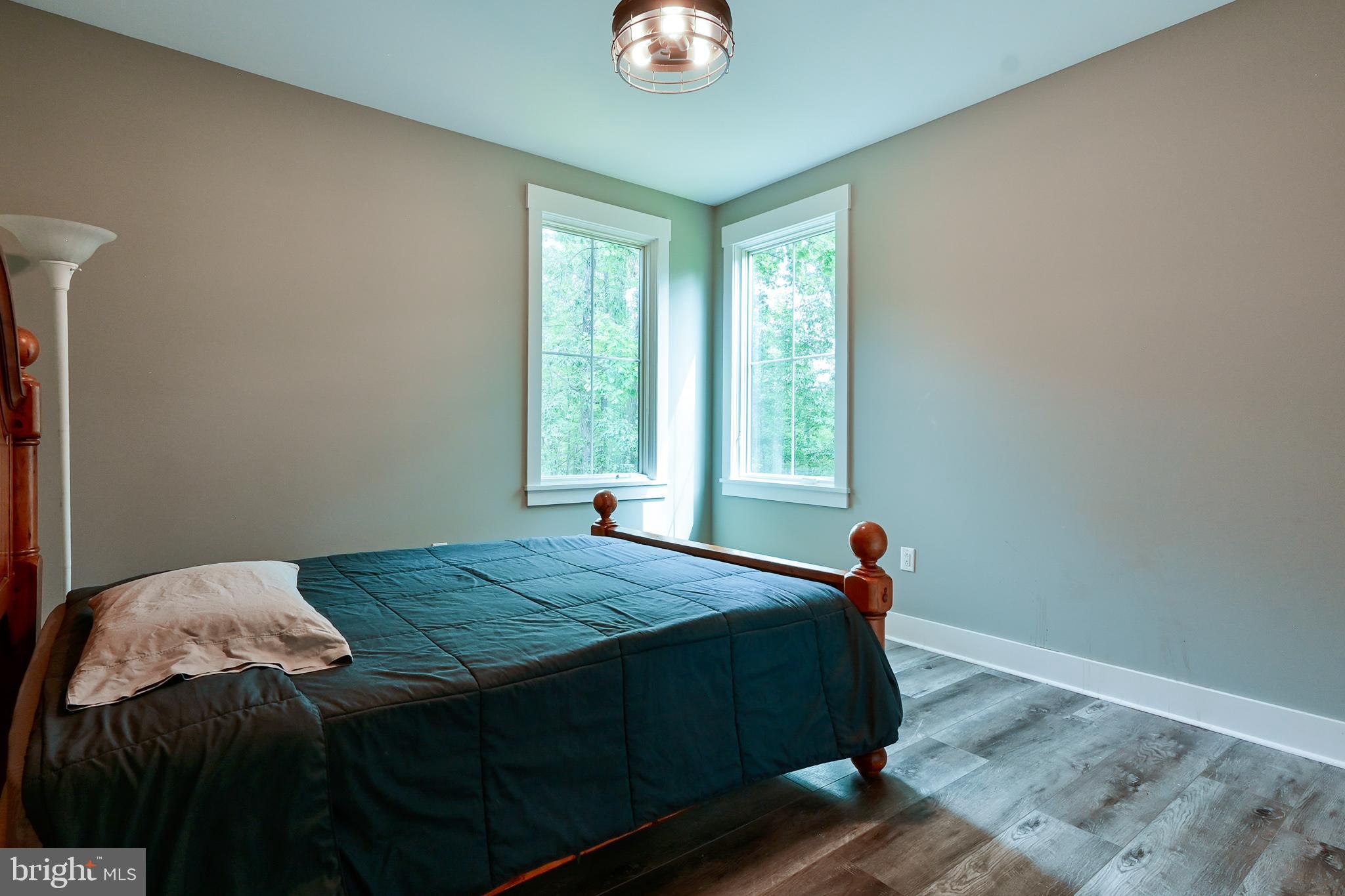 THE WOODS - Residential Lease