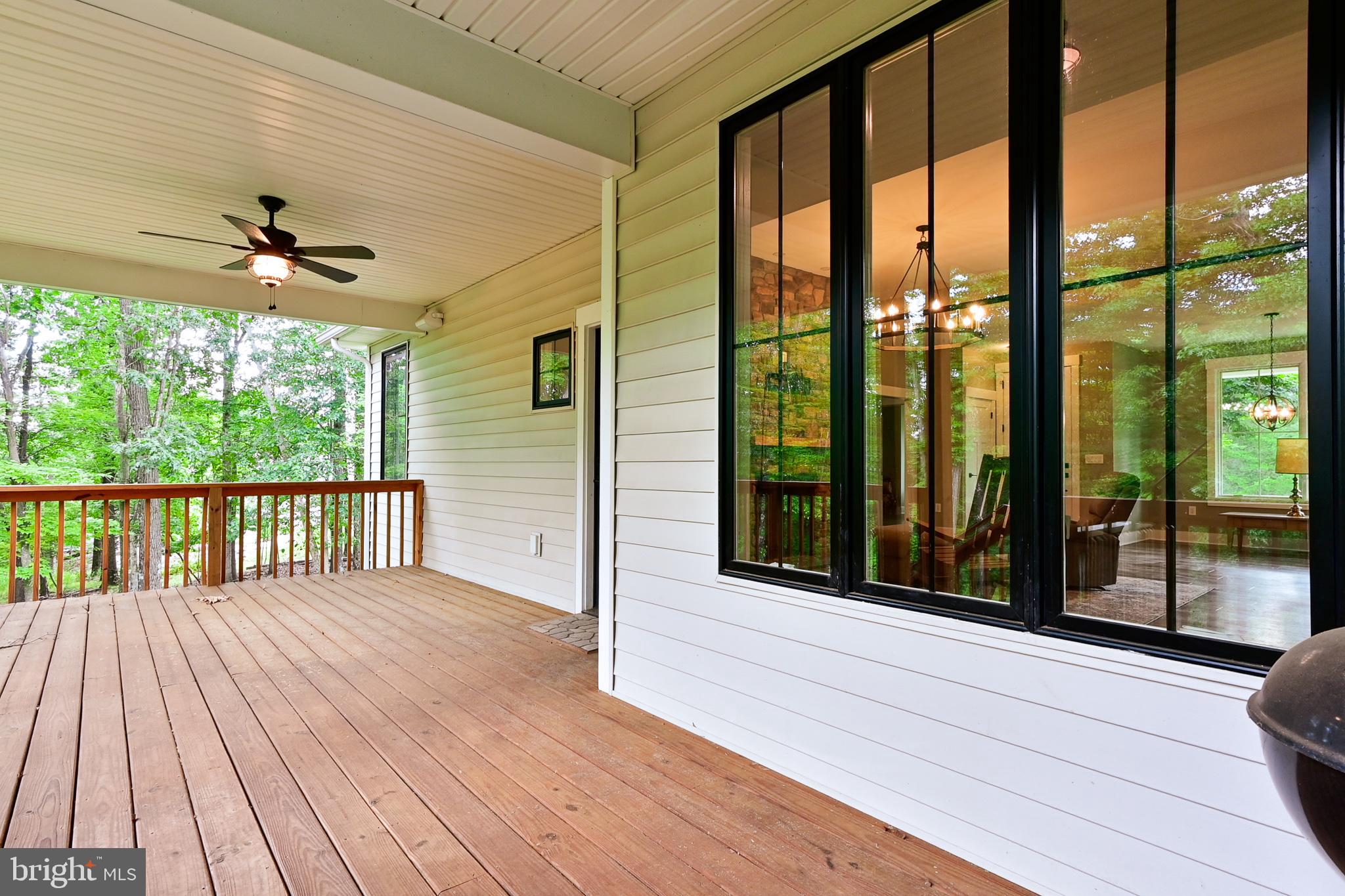 THE WOODS - Residential Lease