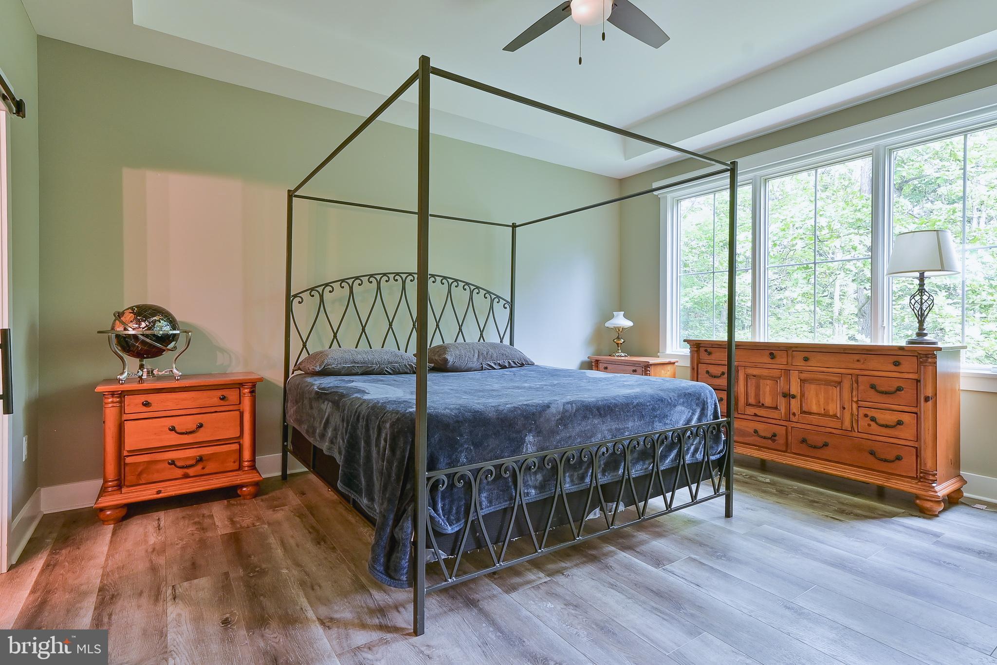 THE WOODS - Residential Lease