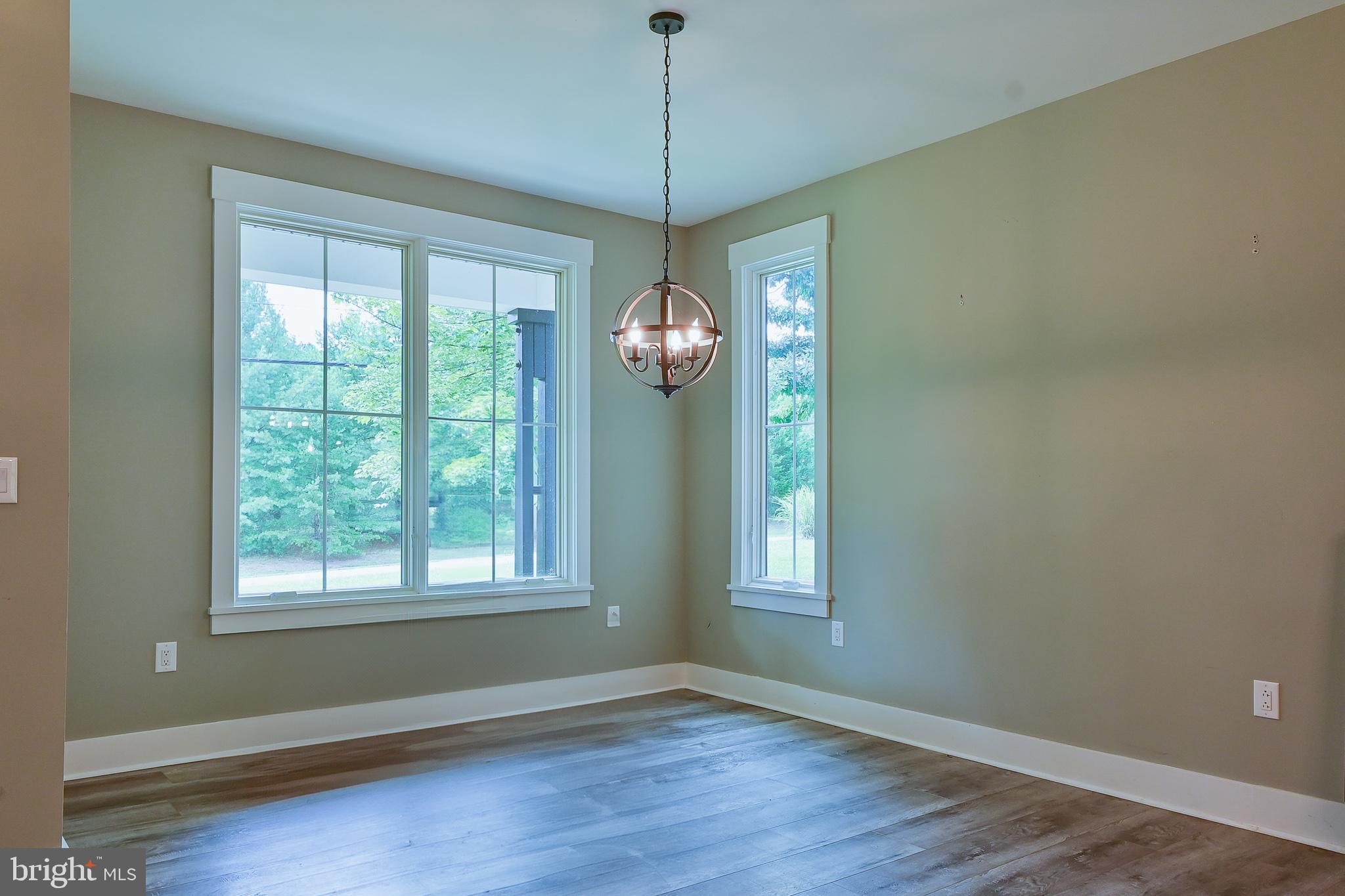 THE WOODS - Residential Lease